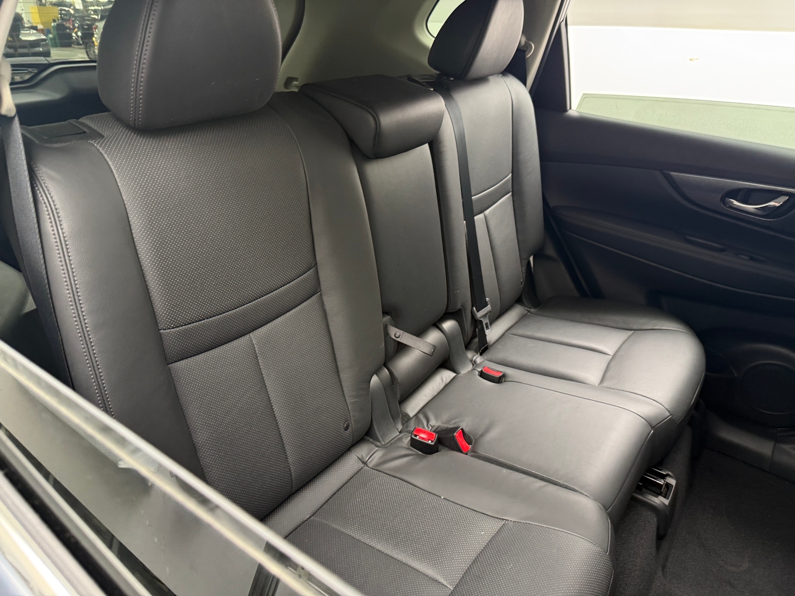 Thumbnail: 2015 Nissan Rogue - 5