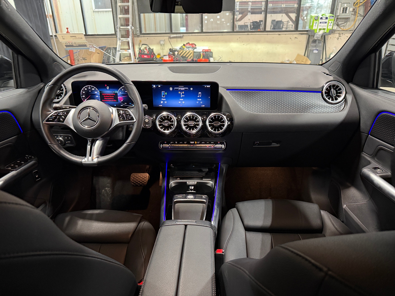 Thumbnail: 2025 Mercedes-Benz GLA - 2