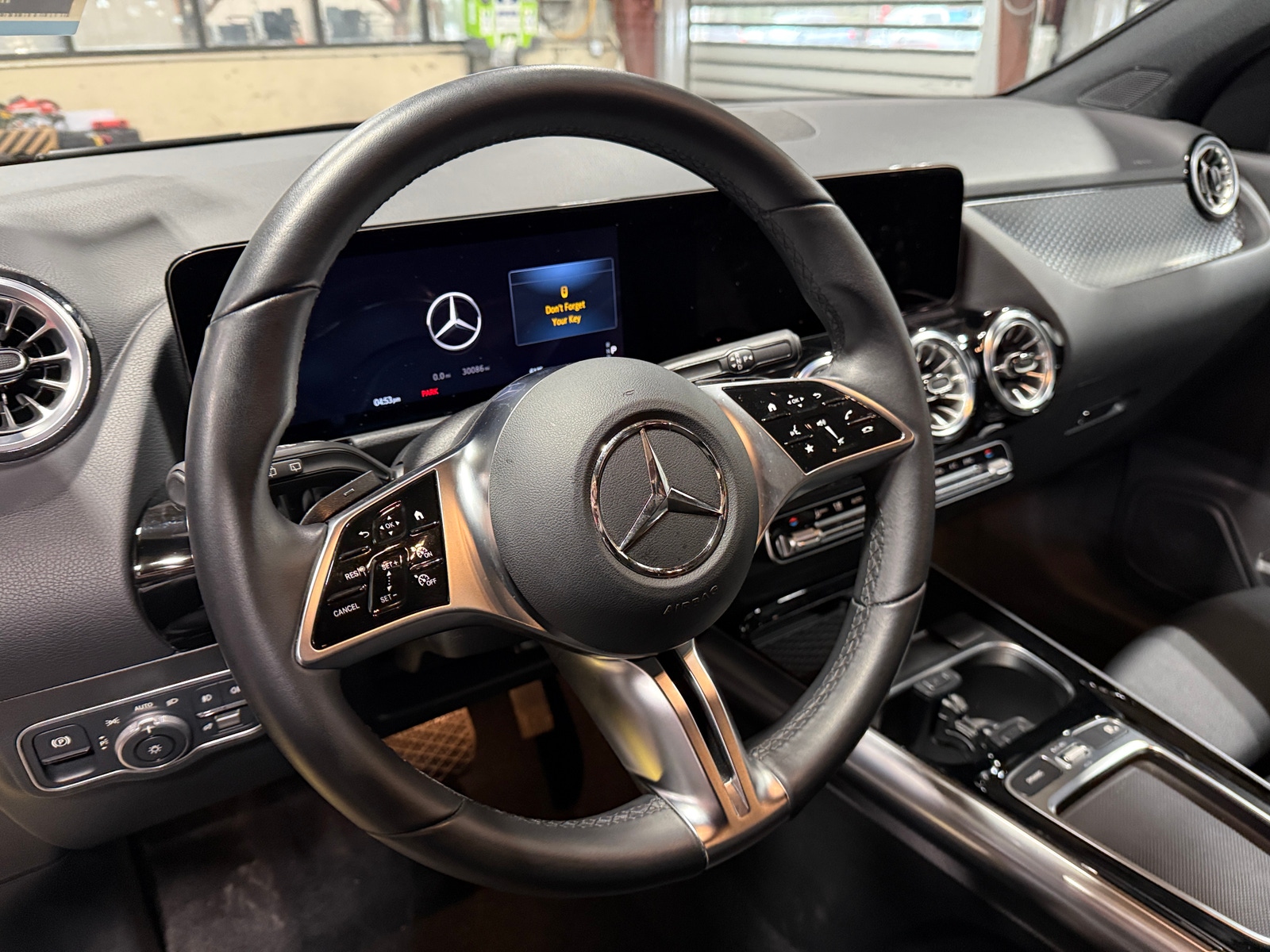 Thumbnail: 2025 Mercedes-Benz GLA - 4