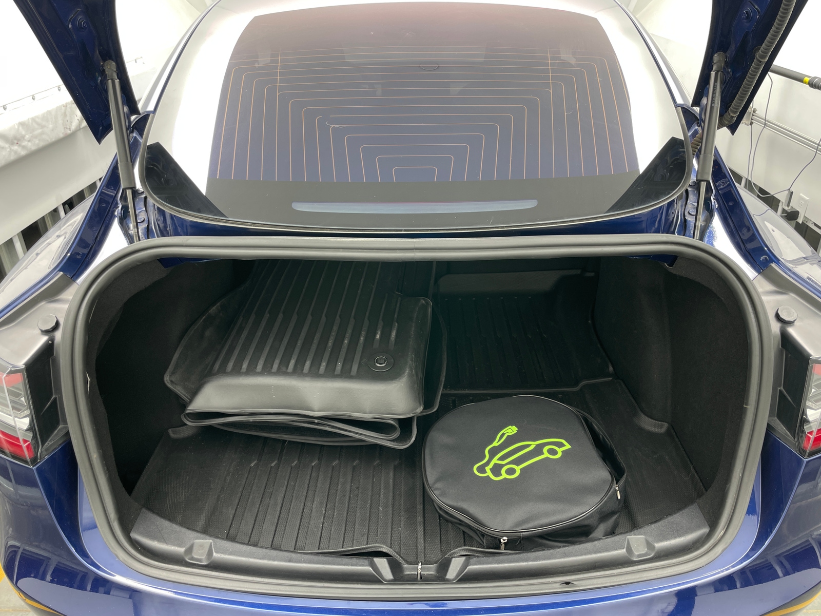 Thumbnail: 2018 Tesla Model 3 - 6