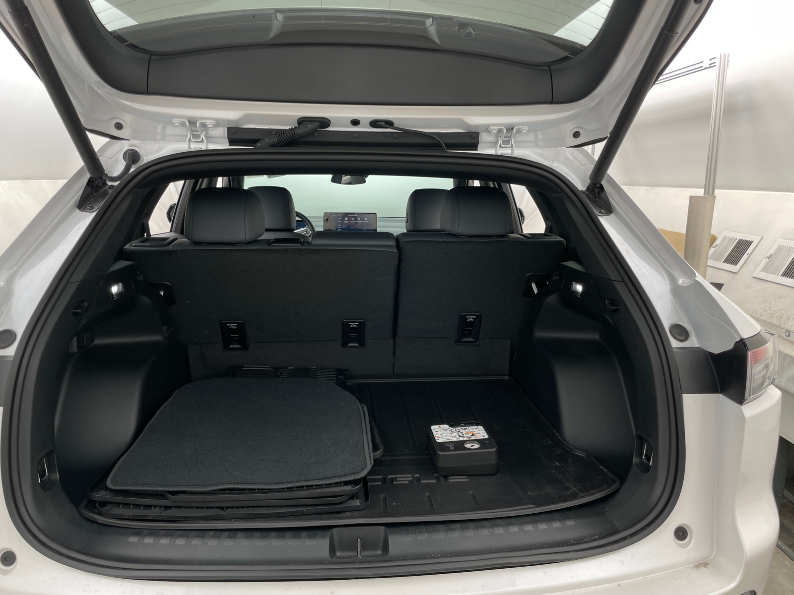 Thumbnail: 2025 Honda Prologue - 6