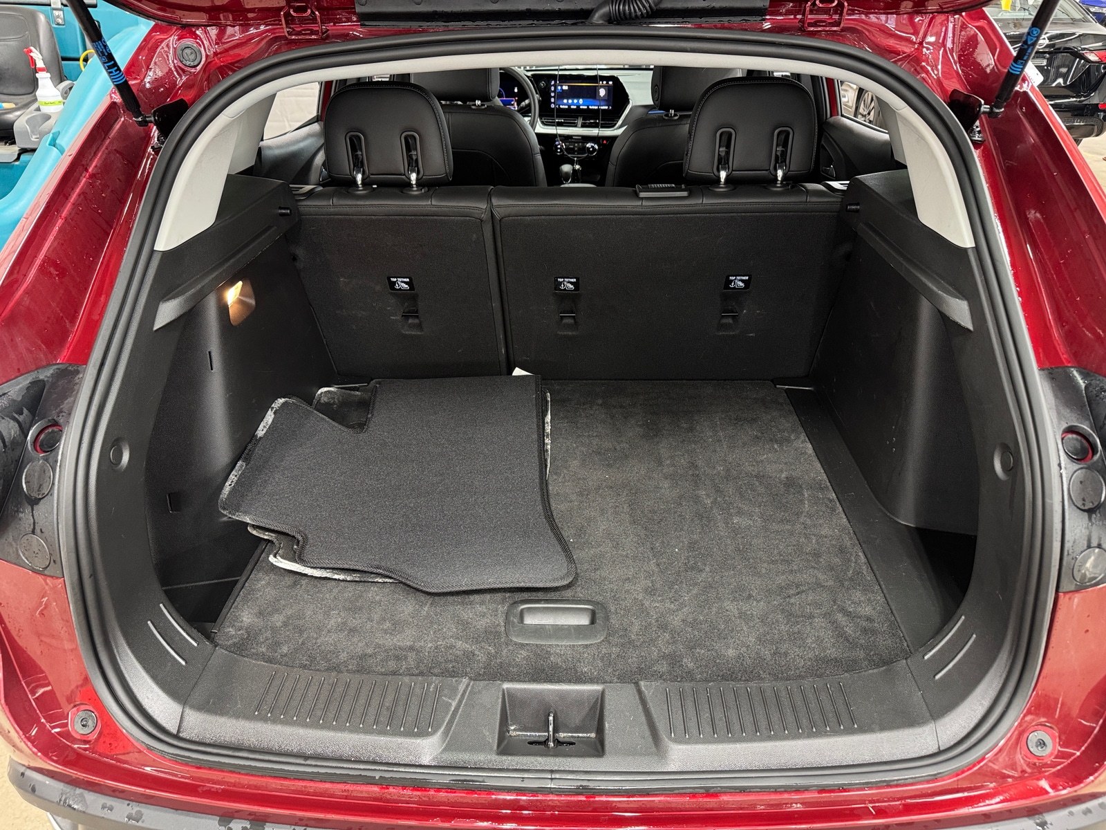 Thumbnail: 2025 Chevrolet Trax - 7