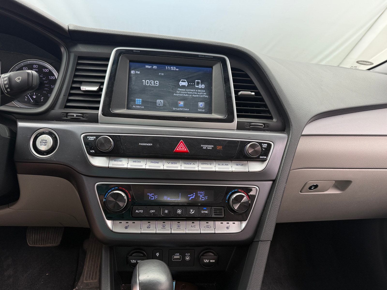 Thumbnail: 2019 Hyundai Sonata - 4