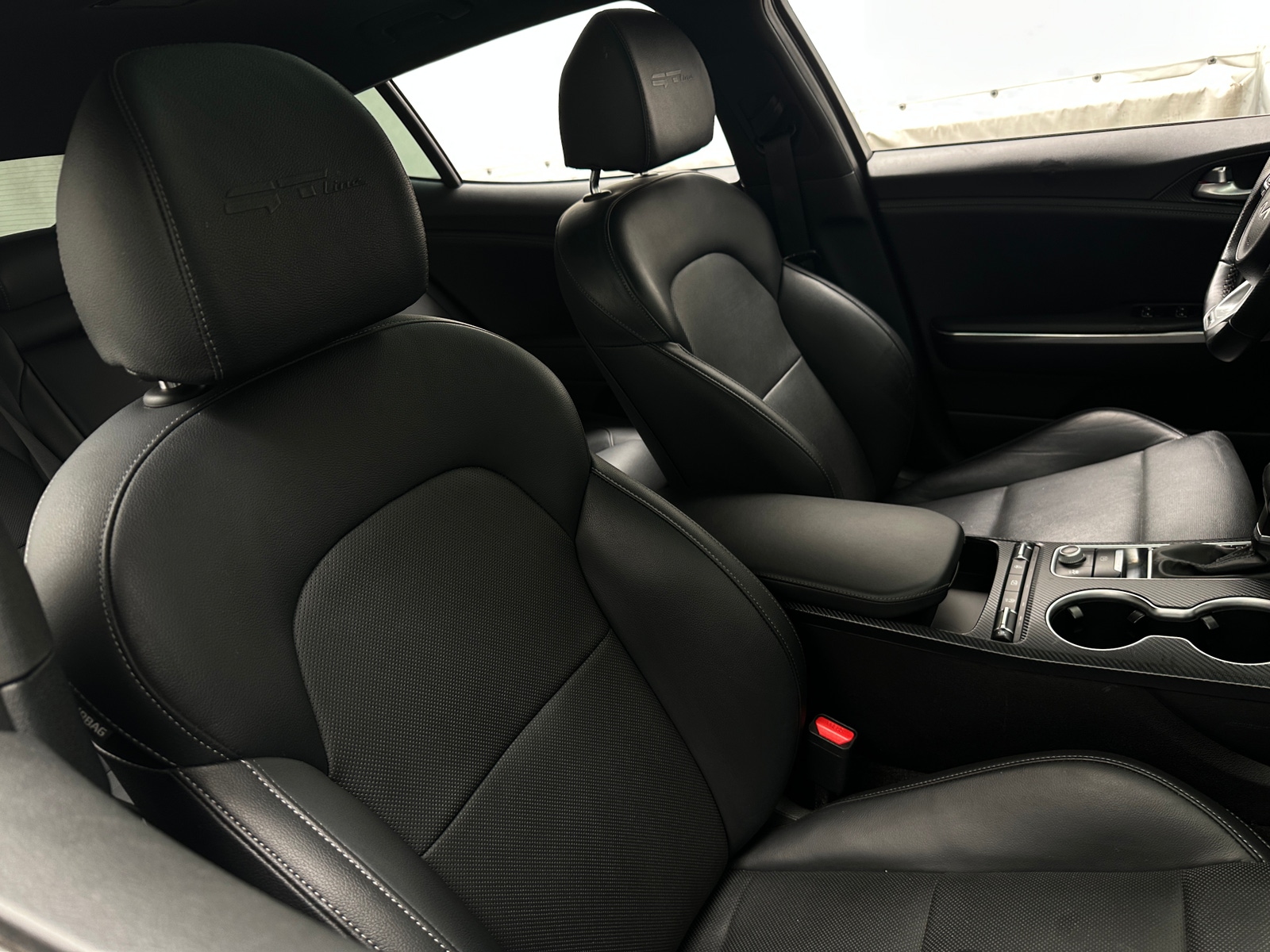 Thumbnail: 2023 Kia Stinger - 2