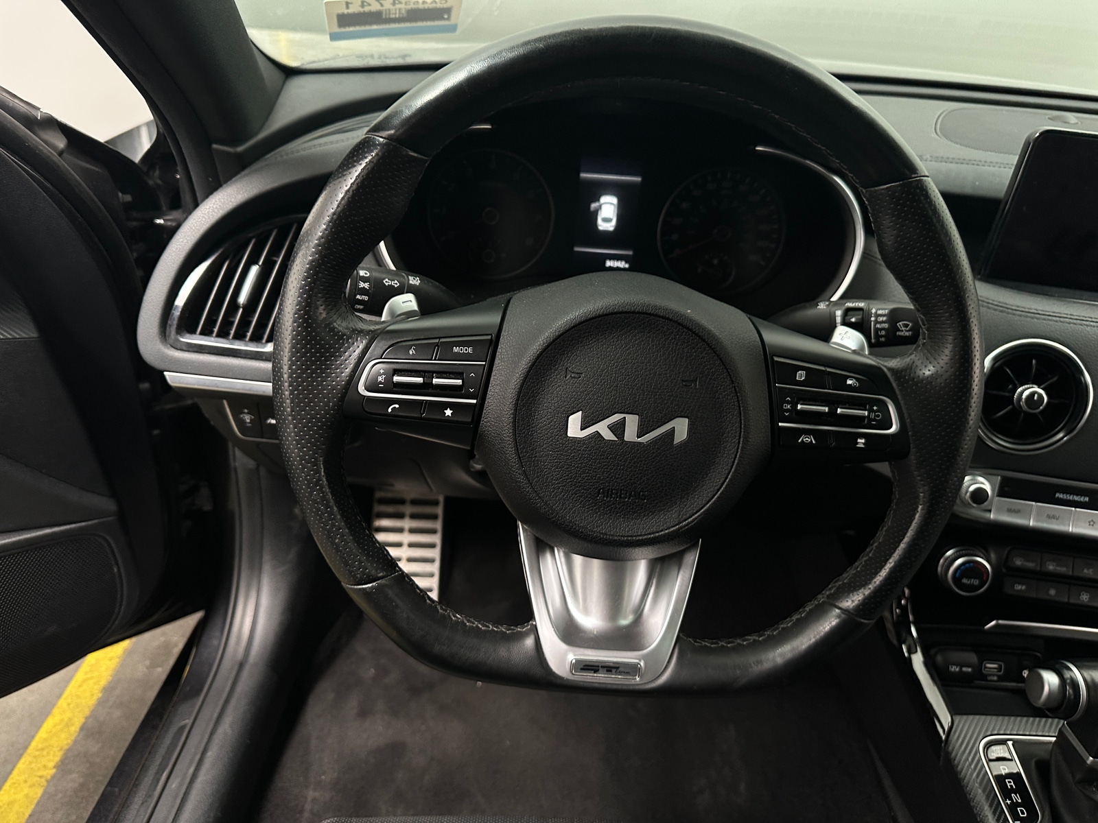 Thumbnail: 2023 Kia Stinger - 5