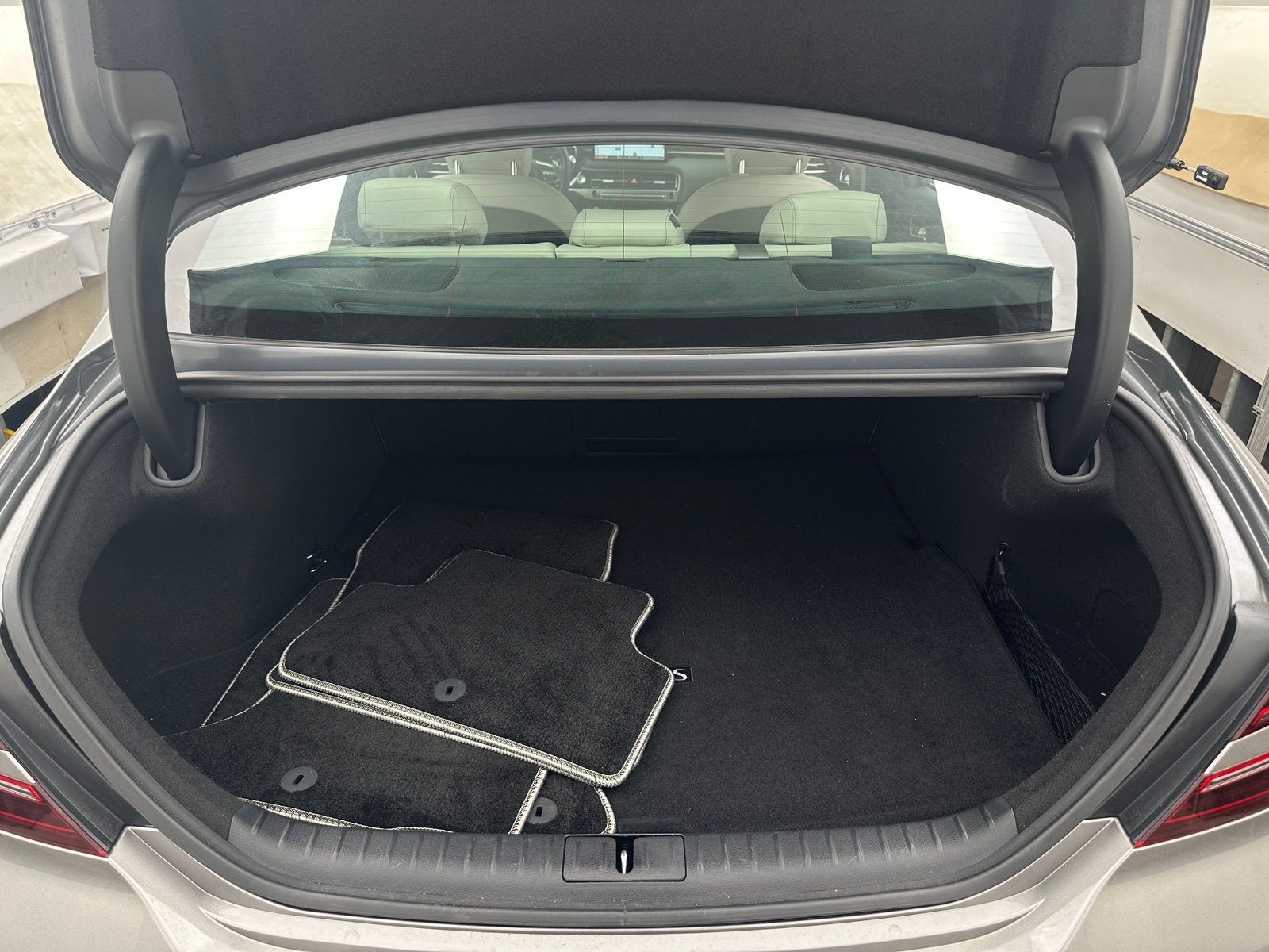 Thumbnail: 2025 Genesis G70 - 6