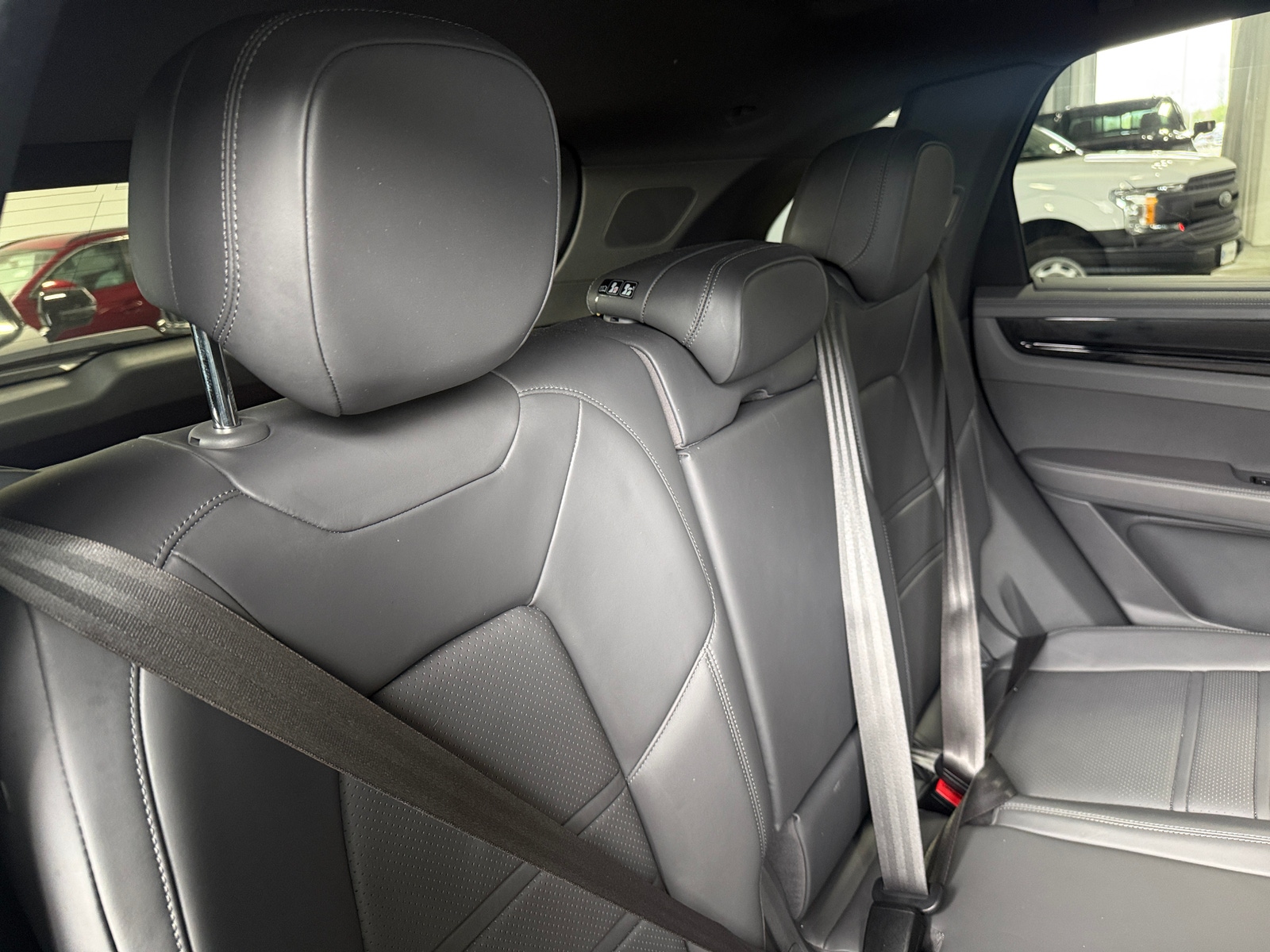 Thumbnail: 2019 Porsche Cayenne - 5