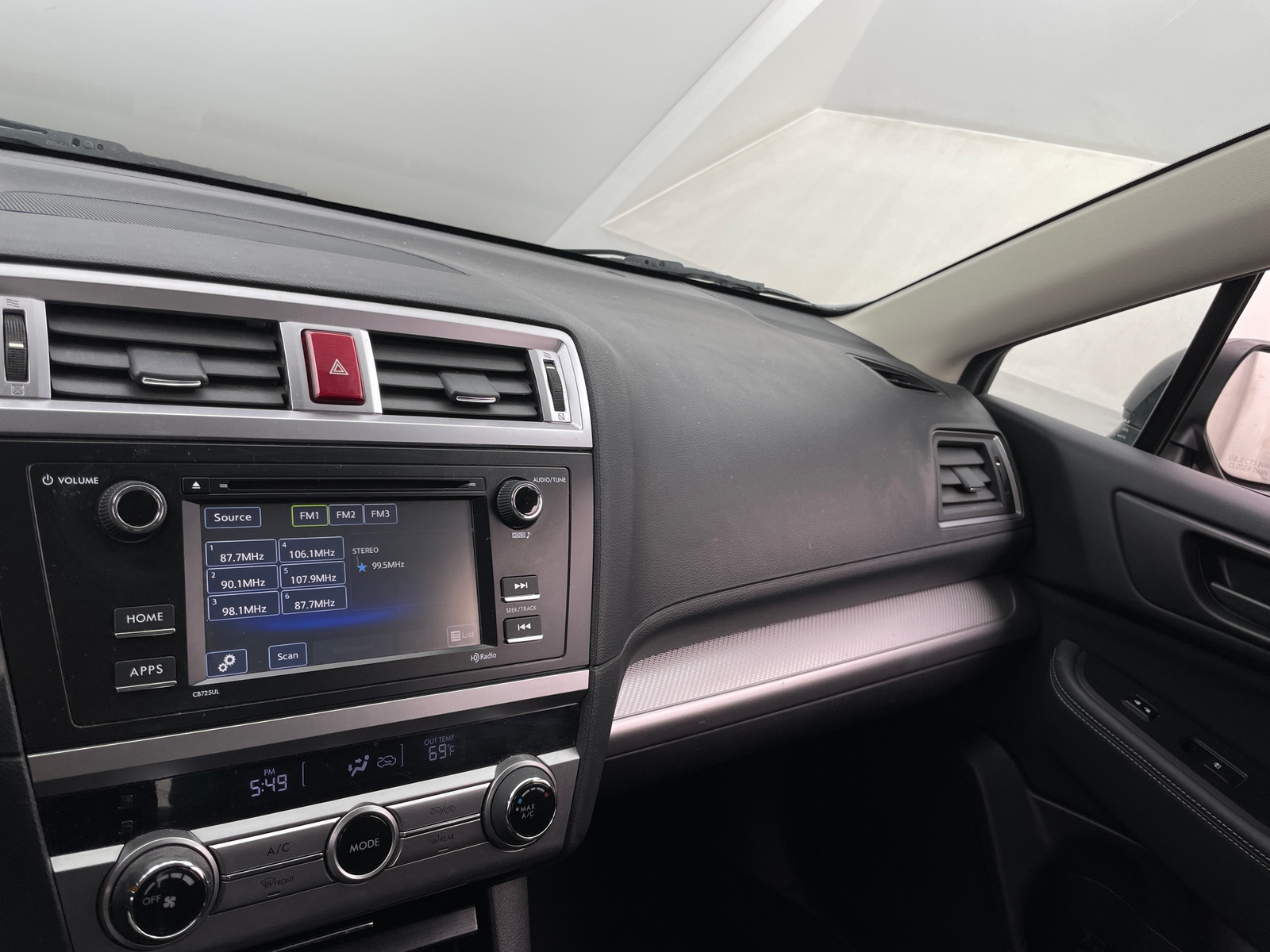 Thumbnail: 2016 Subaru Legacy - 4