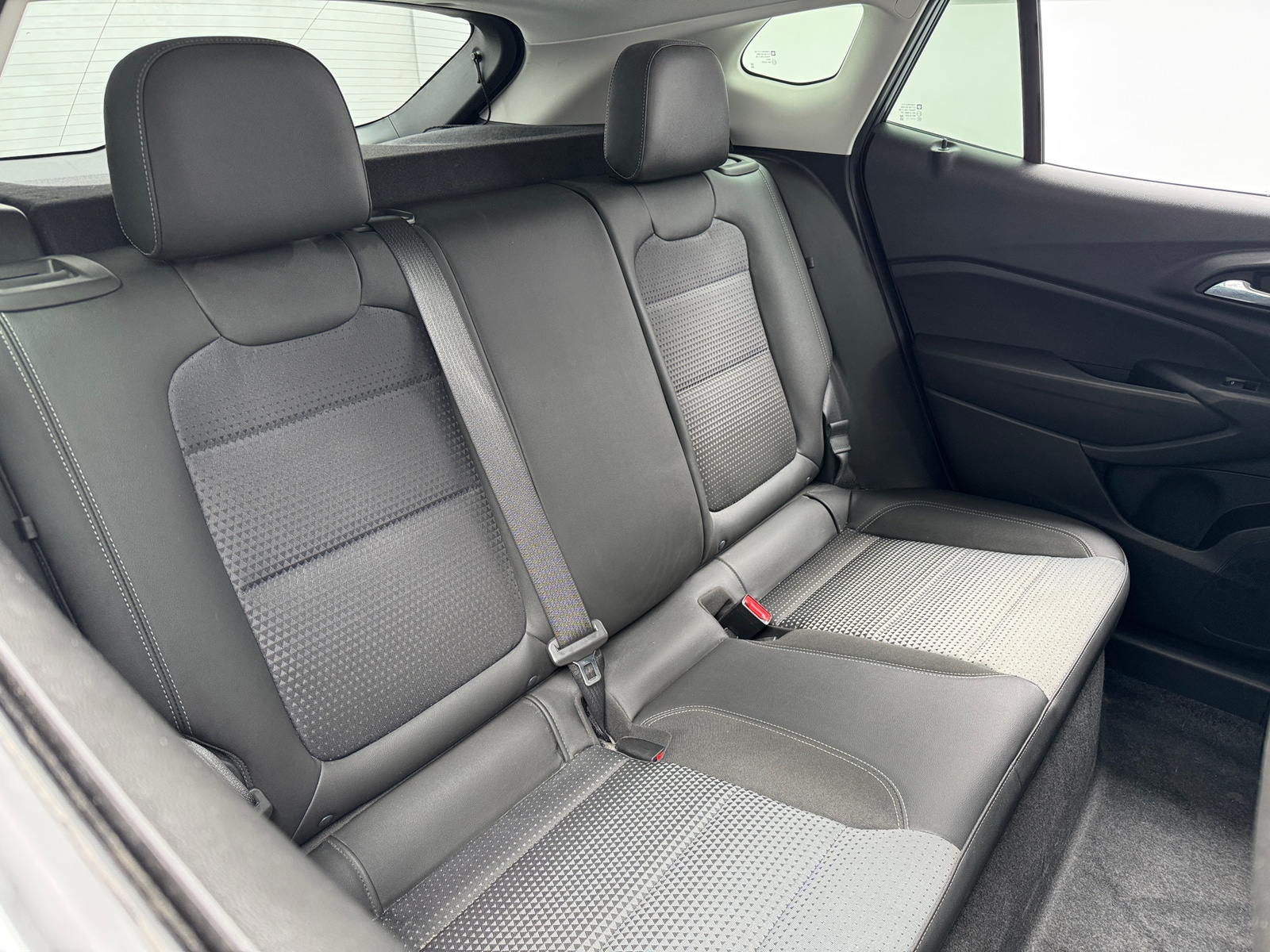 Thumbnail: 2024 Chevrolet Trax - 6