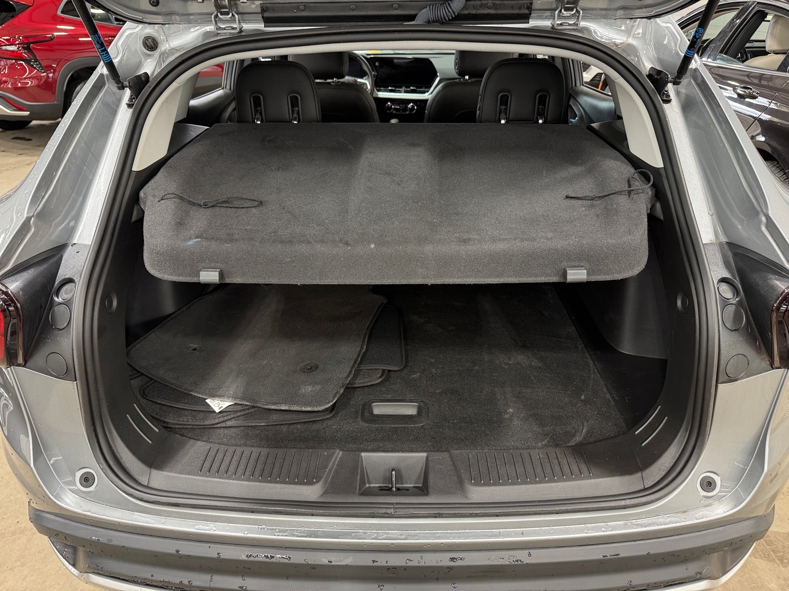 Thumbnail: 2024 Chevrolet Trax - 7