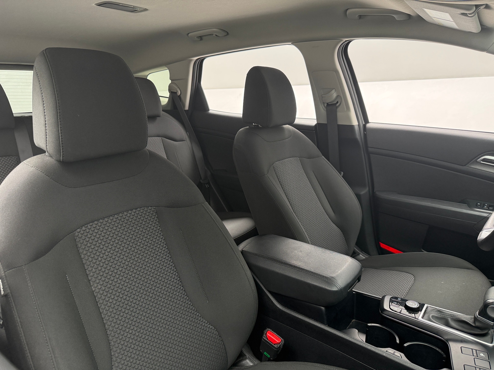 Thumbnail: 2025 Kia Sportage - 2