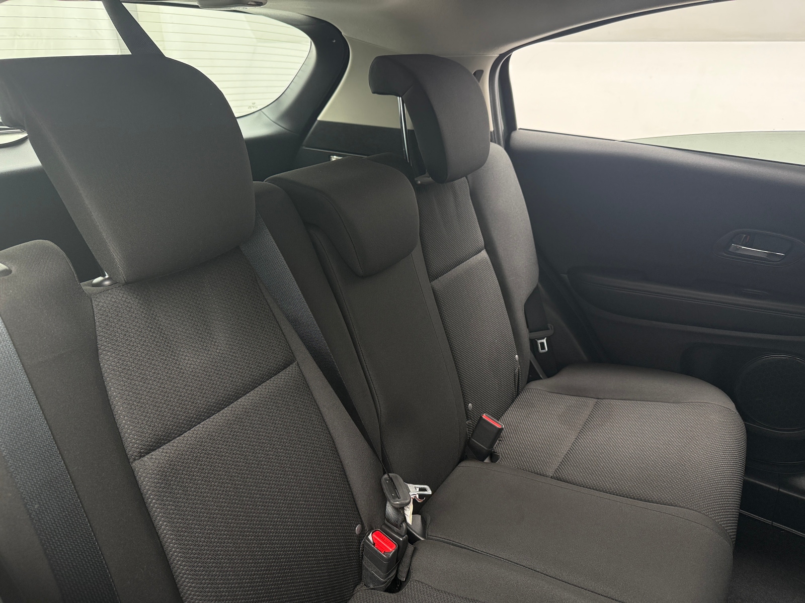 Thumbnail: 2017 Honda HR-V - 6