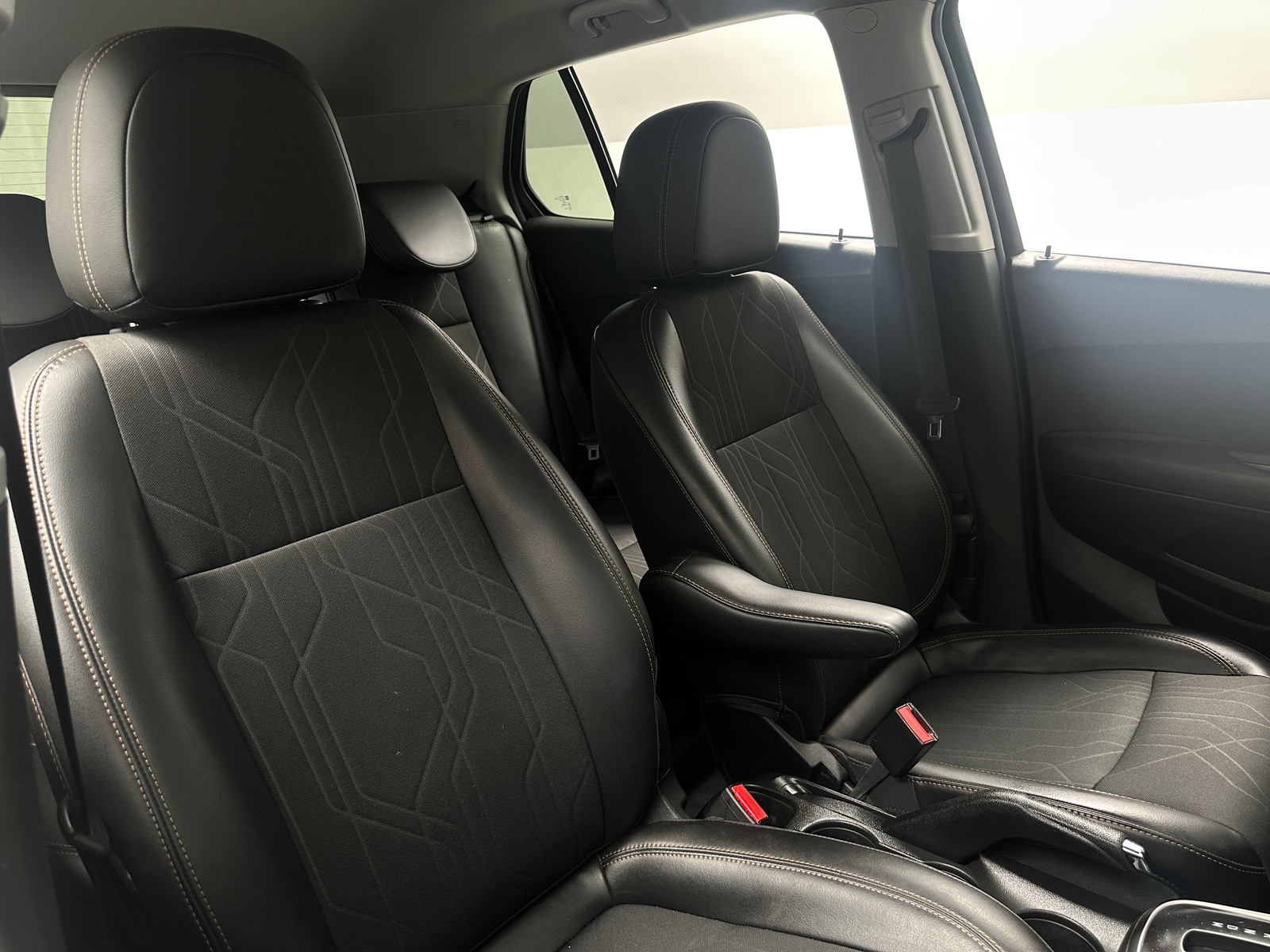 Thumbnail: 2018 Chevrolet Trax - 2