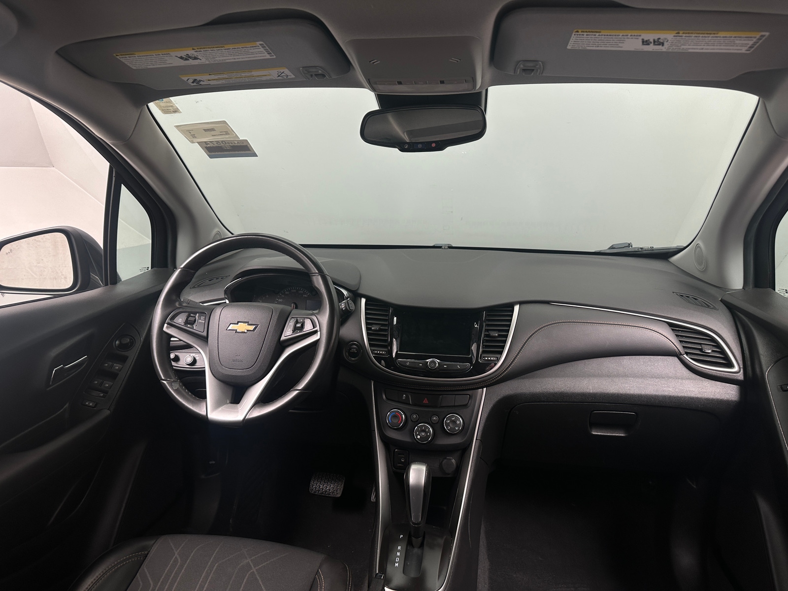 Thumbnail: 2018 Chevrolet Trax - 3