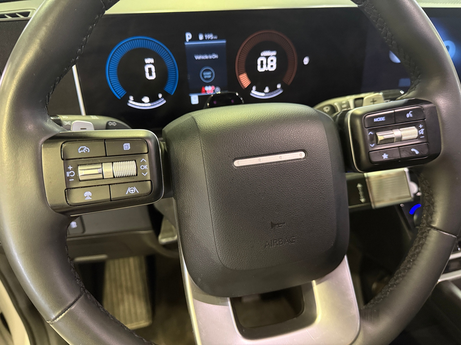 Thumbnail: 2025 Hyundai Santa Fe - 4