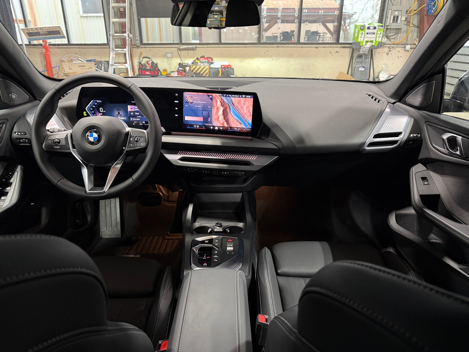 Thumbnail: 2025 BMW 2 Series - 2