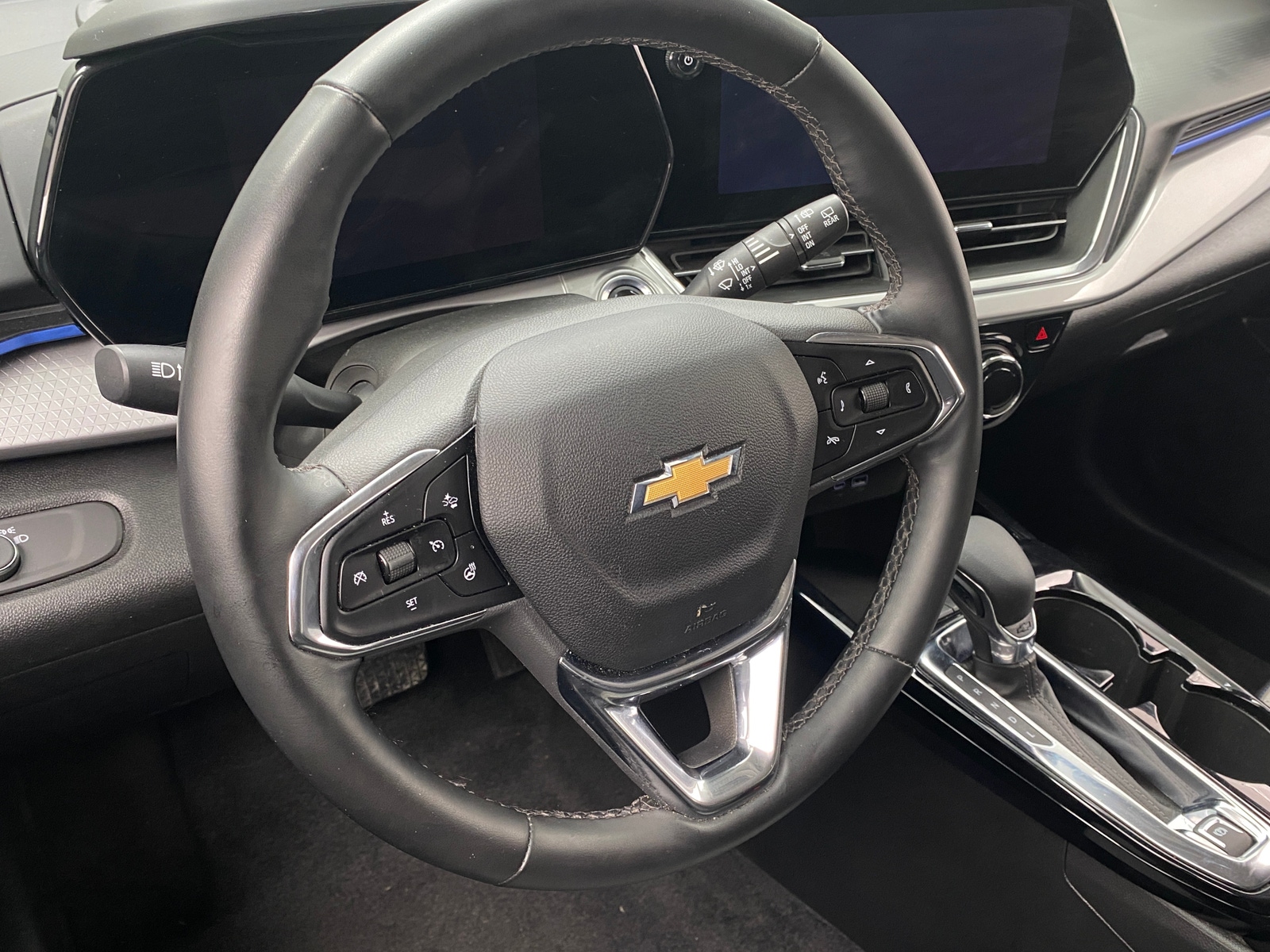 Thumbnail: 2025 Chevrolet Trax - 5