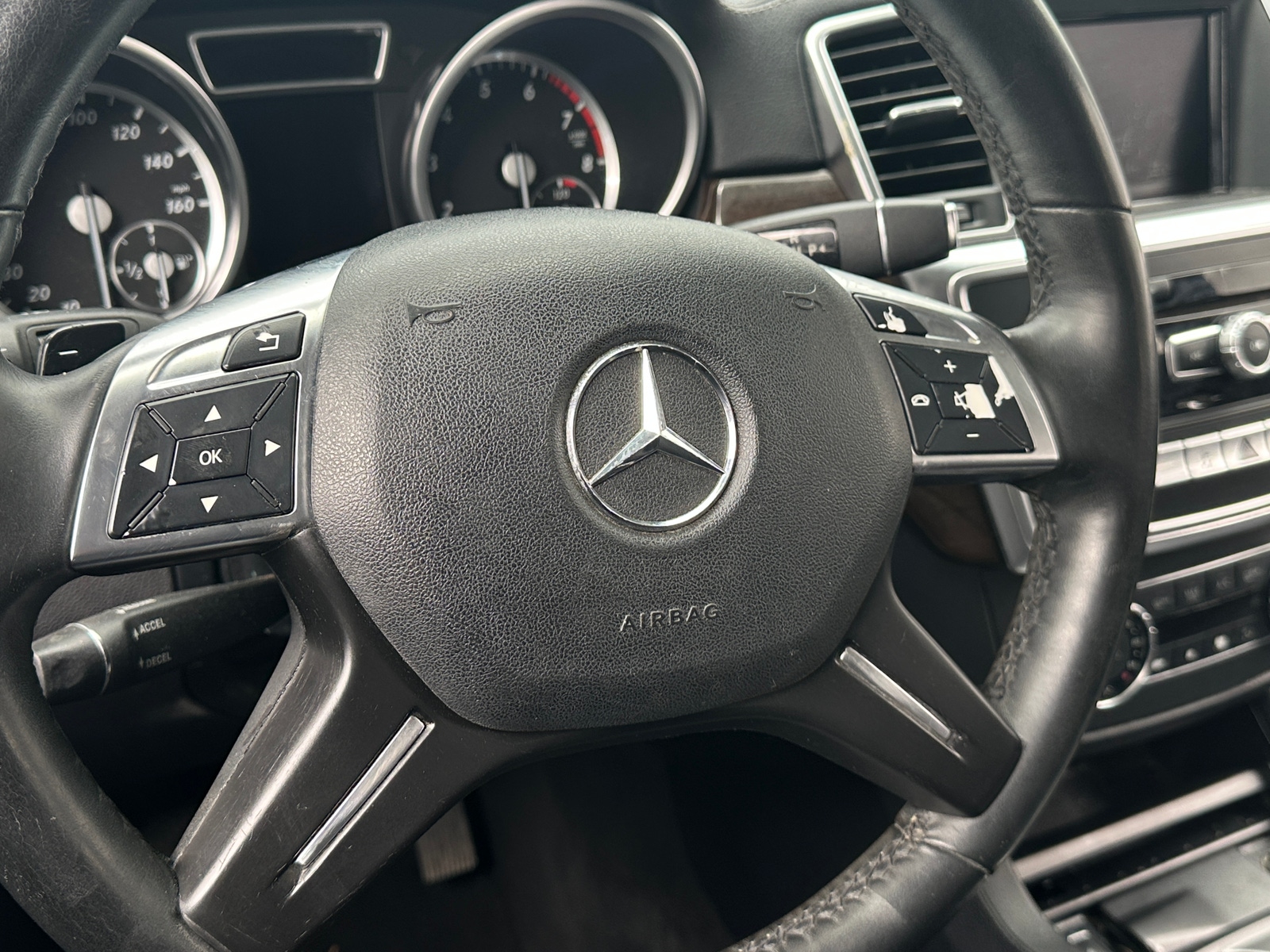 Thumbnail: 2014 Mercedes-Benz GL-Class - 4