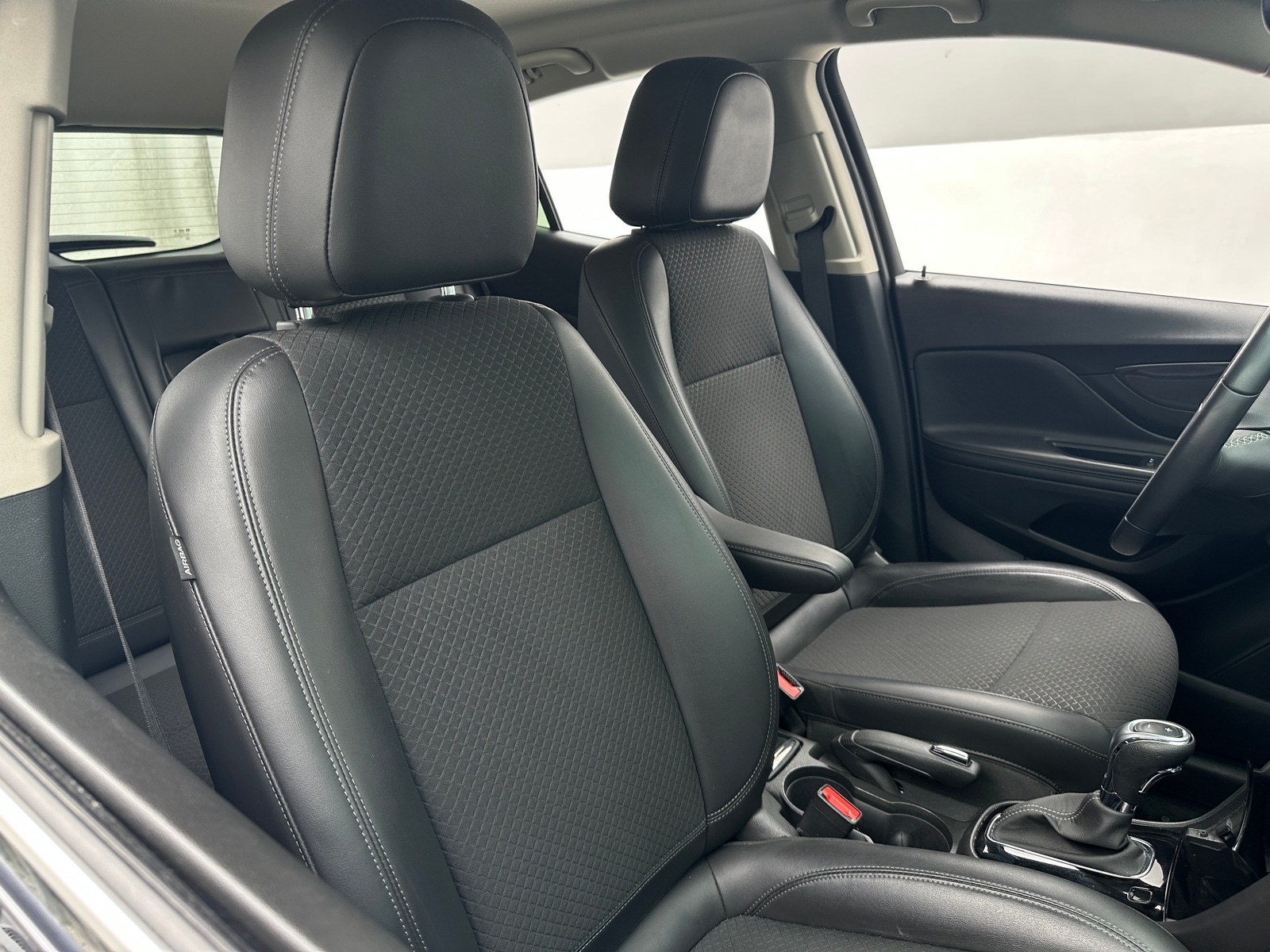 Thumbnail: 2022 Buick Encore - 2