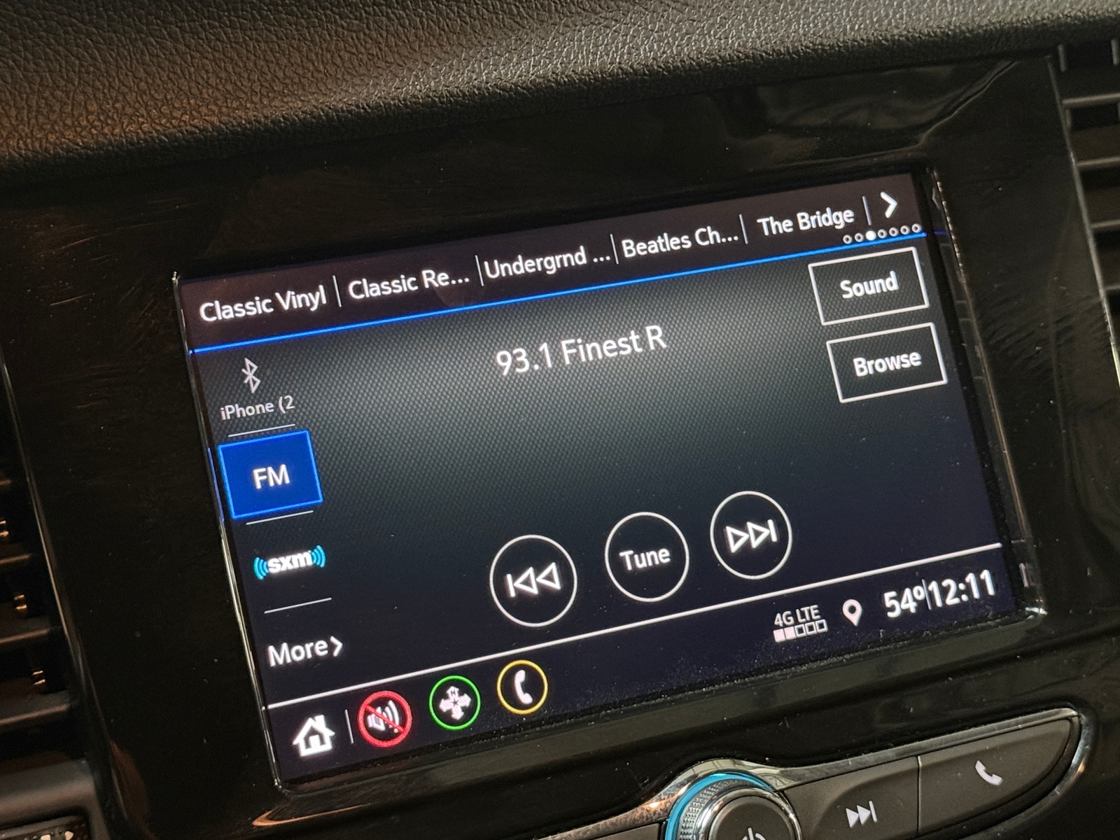 Thumbnail: 2022 Buick Encore - 4