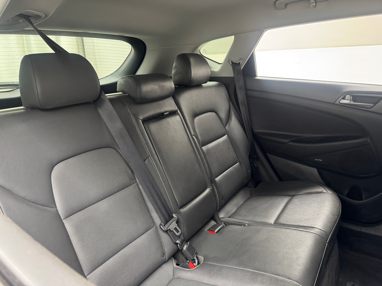 Thumbnail: 2017 Hyundai Tucson - 5