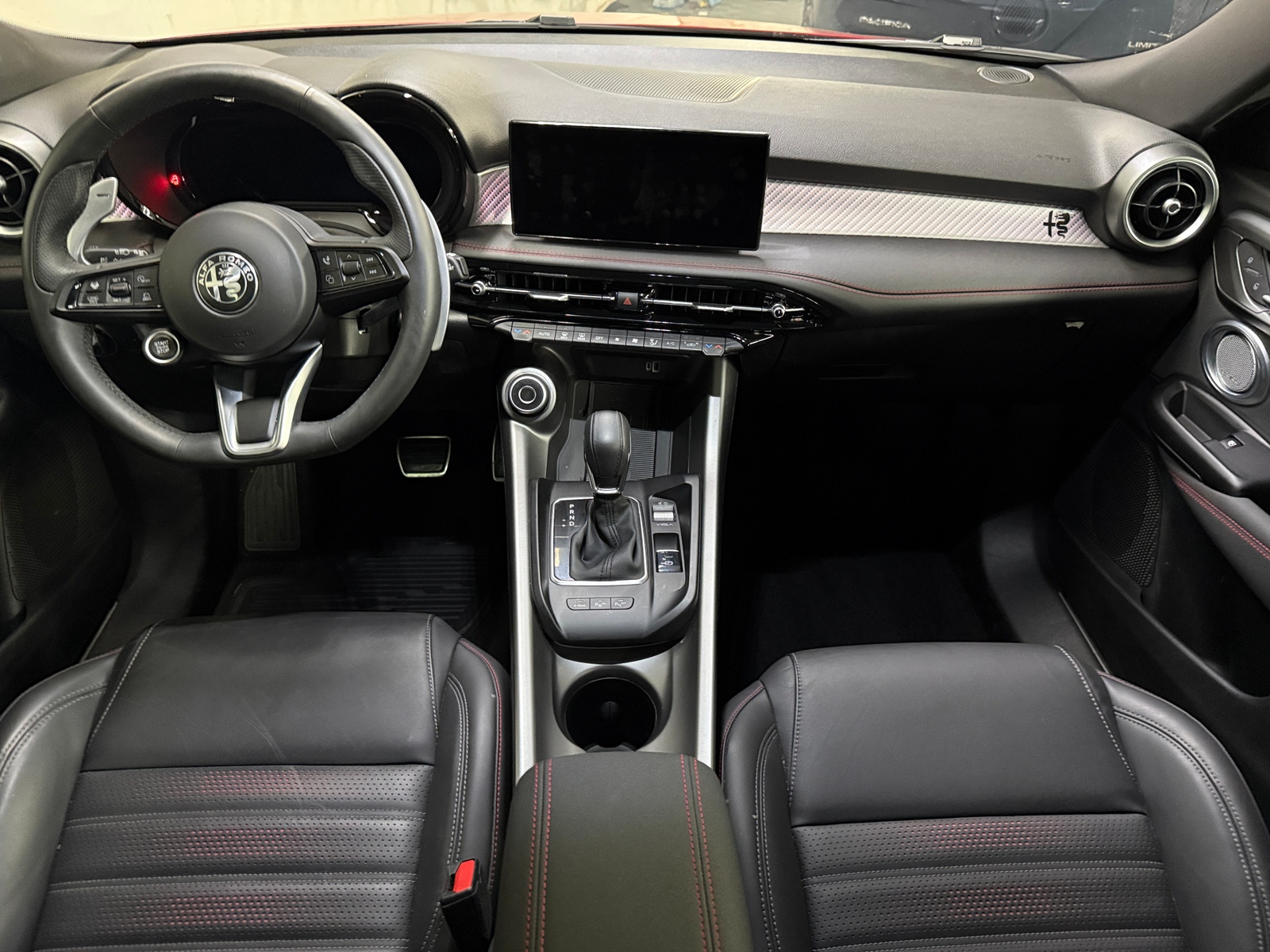 Thumbnail: 2025 Alfa Romeo Tonale - 2