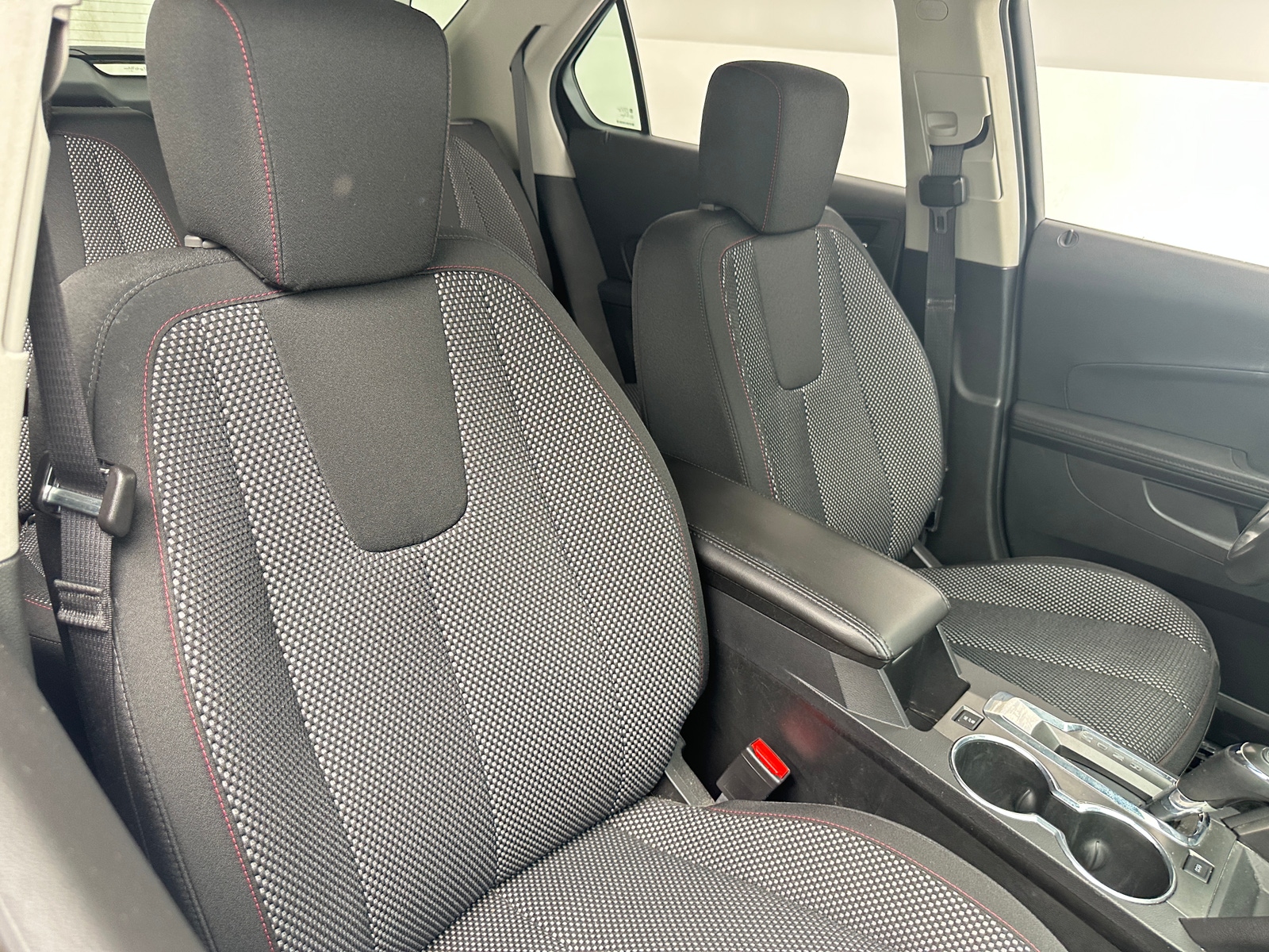 Thumbnail: 2017 Chevrolet Equinox - 2