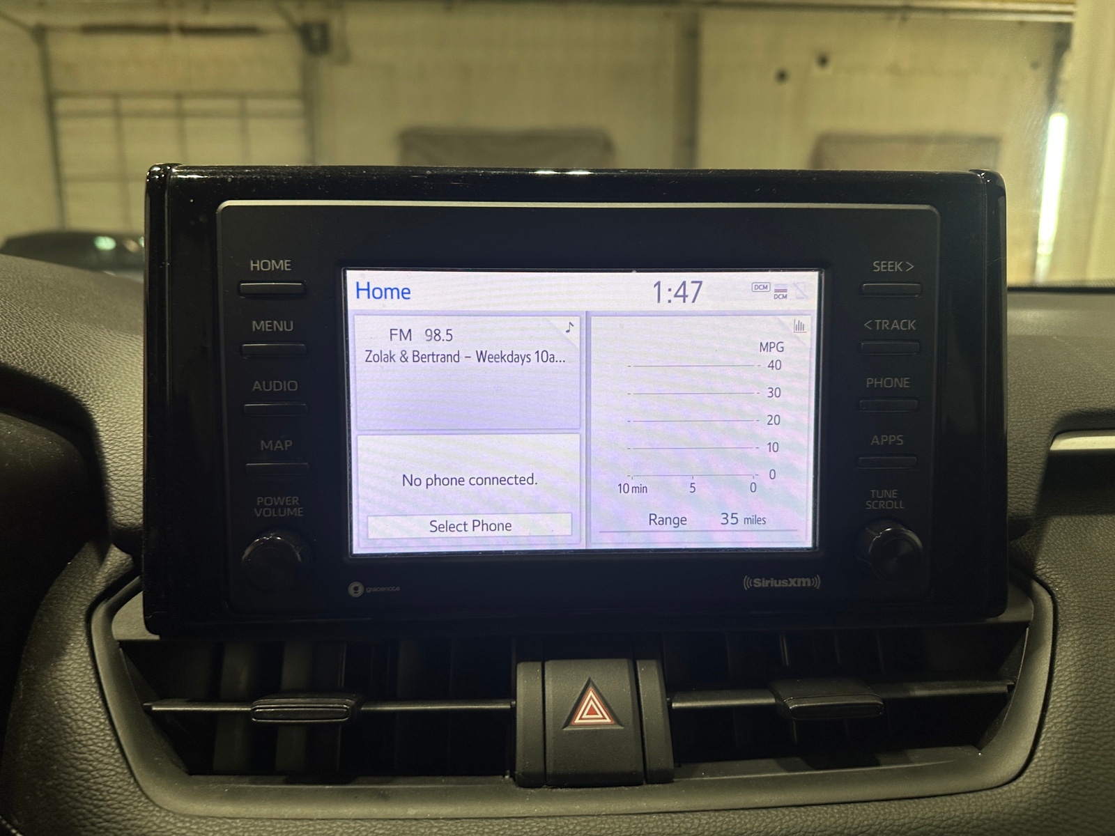 Thumbnail: 2021 Toyota RAV4 - 4