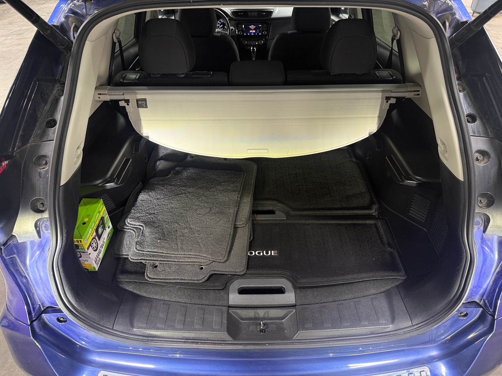 Thumbnail: 2018 Nissan Rogue - 7