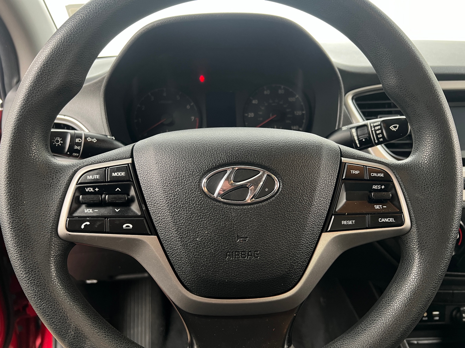 Thumbnail: 2019 Hyundai Accent - 5