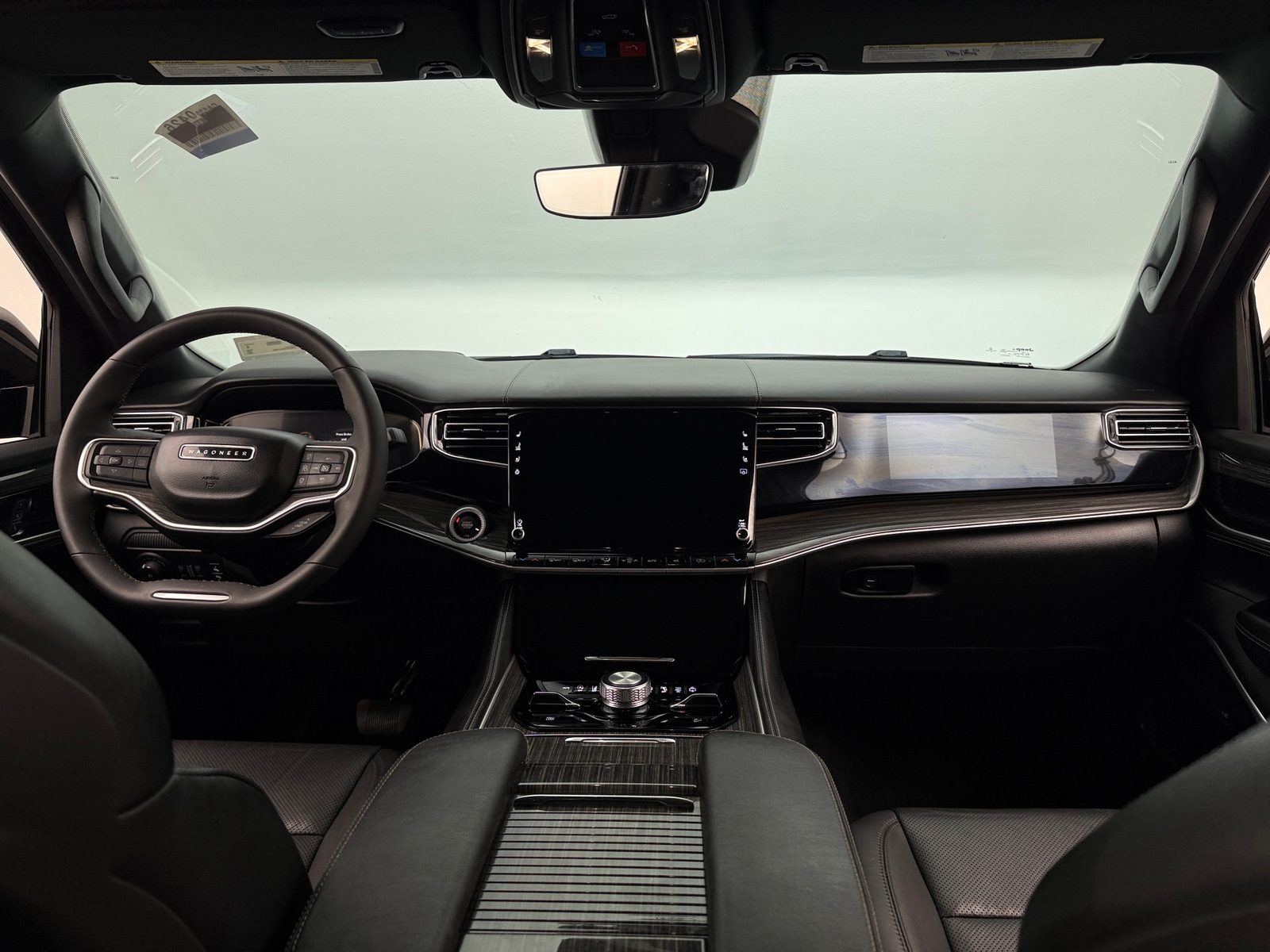 Thumbnail: 2022 Jeep Wagoneer - 2