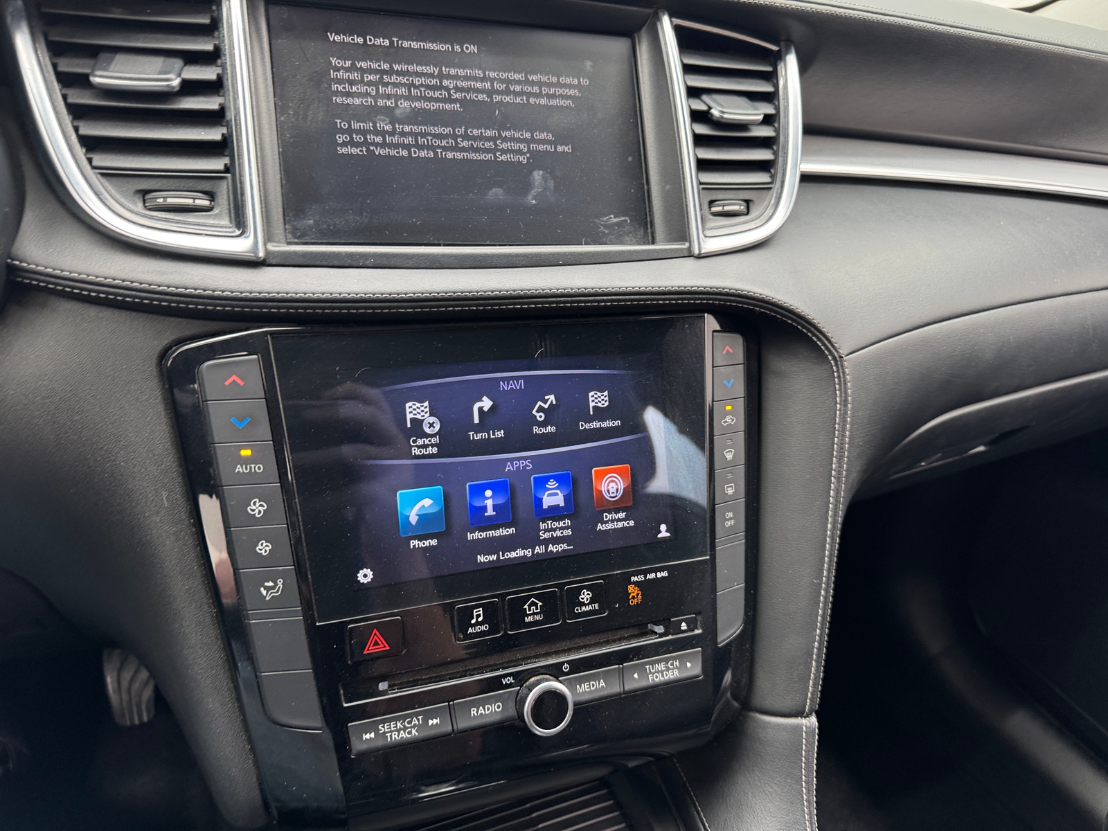 Thumbnail: 2019 INFINITI QX50 - 3