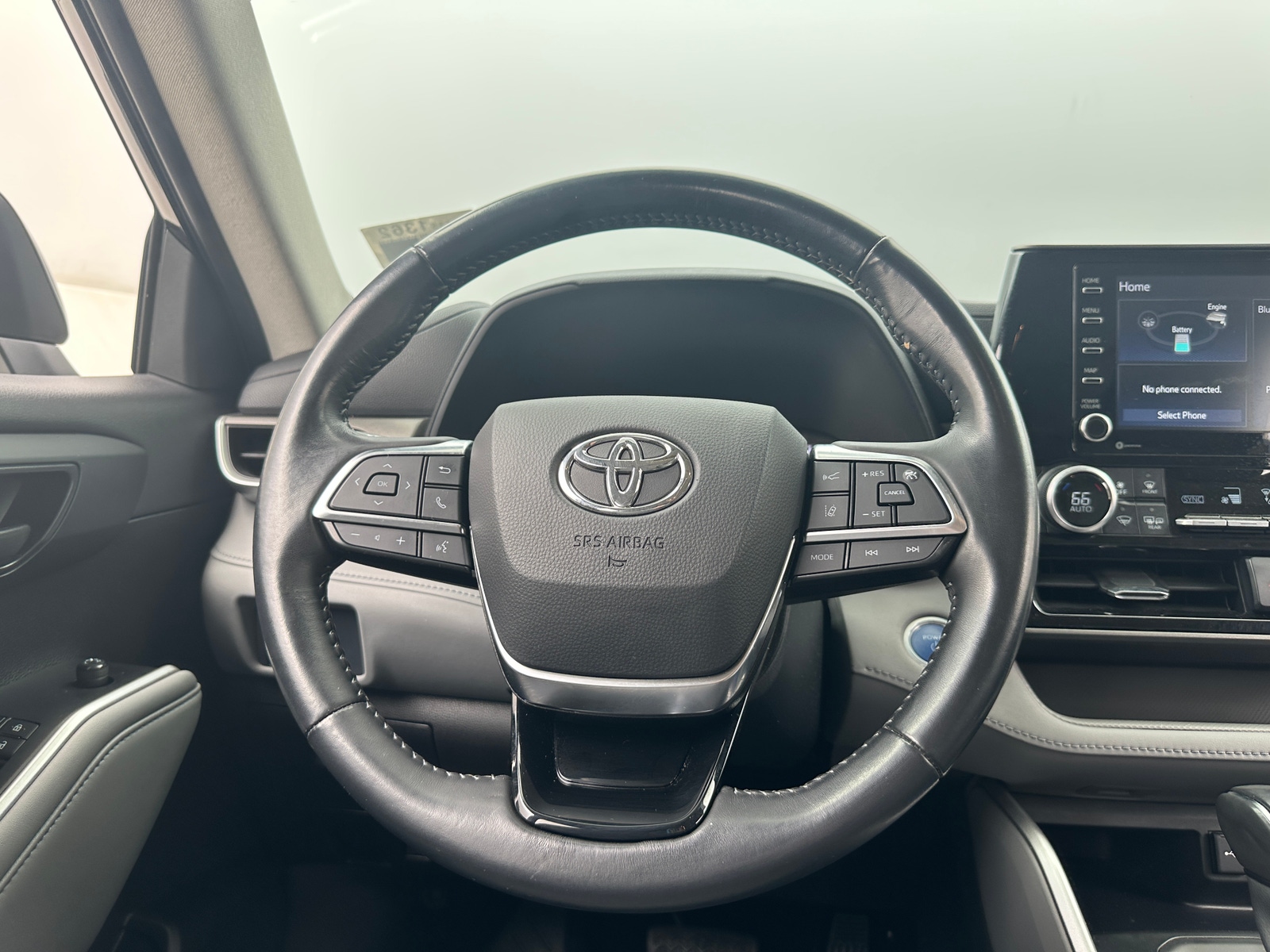 Thumbnail: 2021 Toyota Highlander - 5