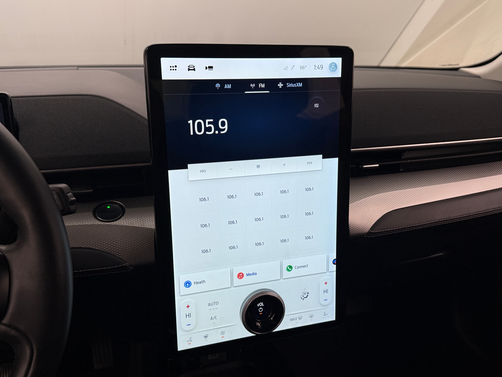 Thumbnail: 2021 Ford Mustang Mach-E - 3