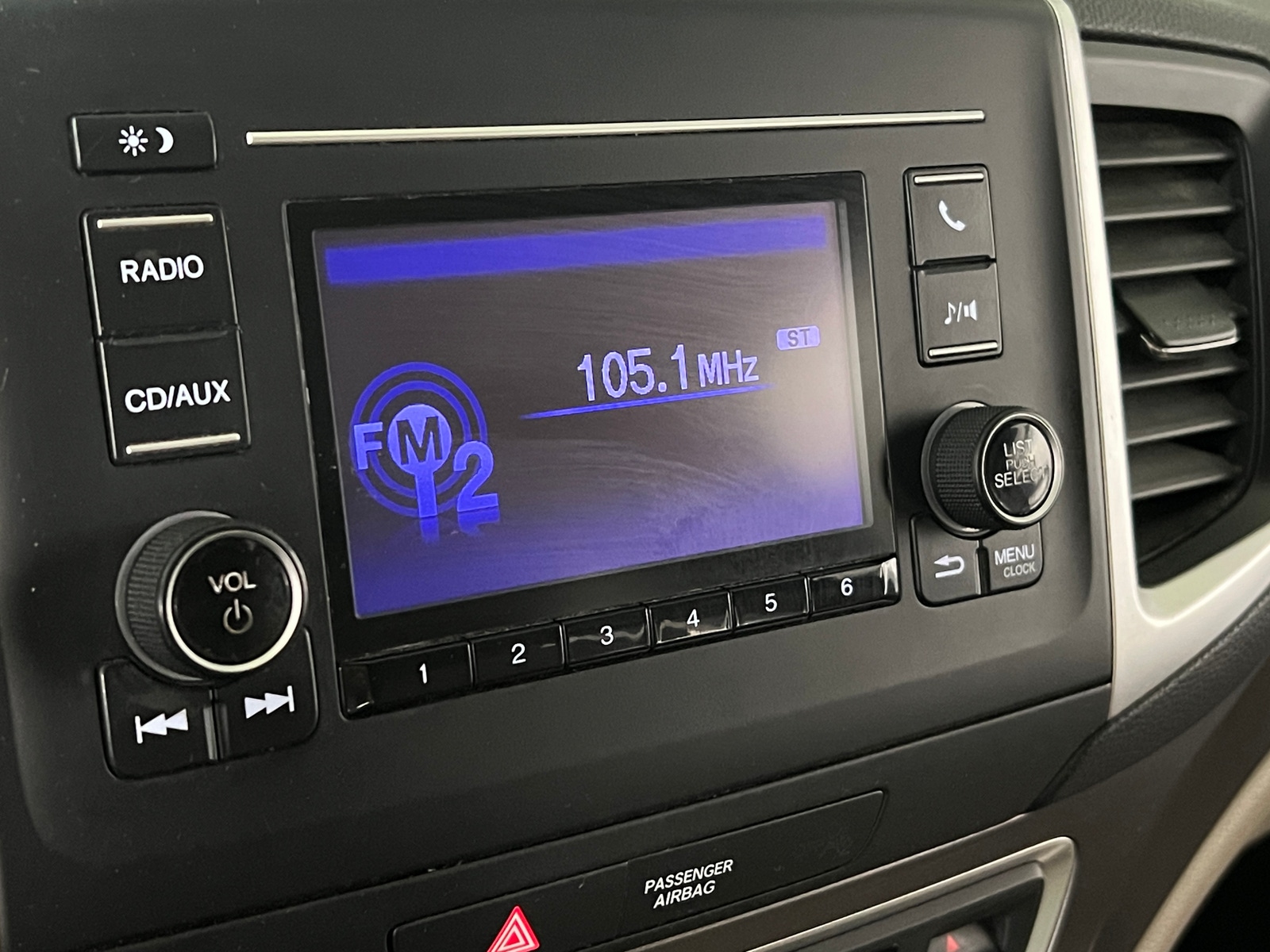 Thumbnail: 2017 Honda Ridgeline - 3