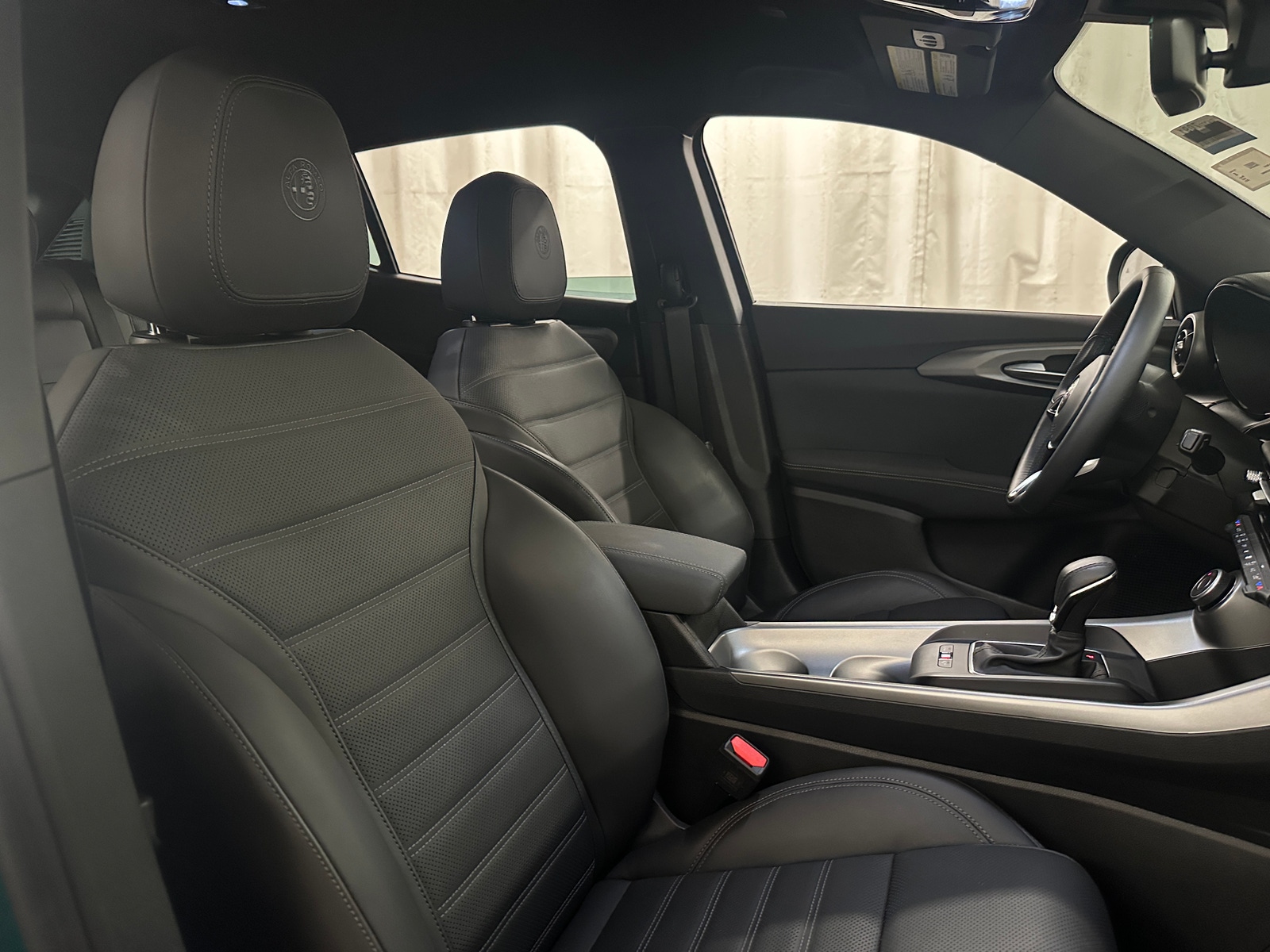 Thumbnail: 2025 Alfa Romeo Tonale - 2