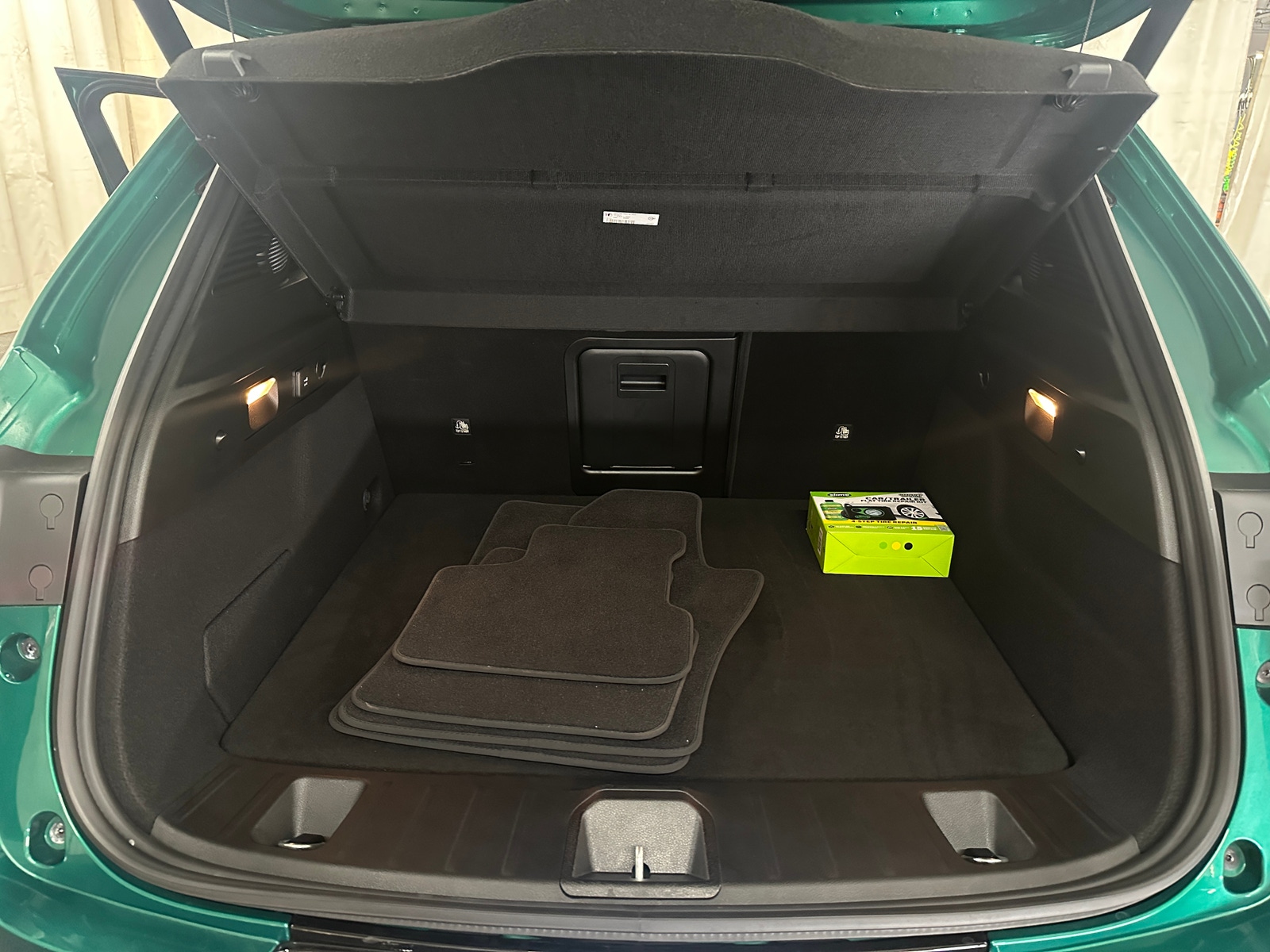 Thumbnail: 2025 Alfa Romeo Tonale - 7