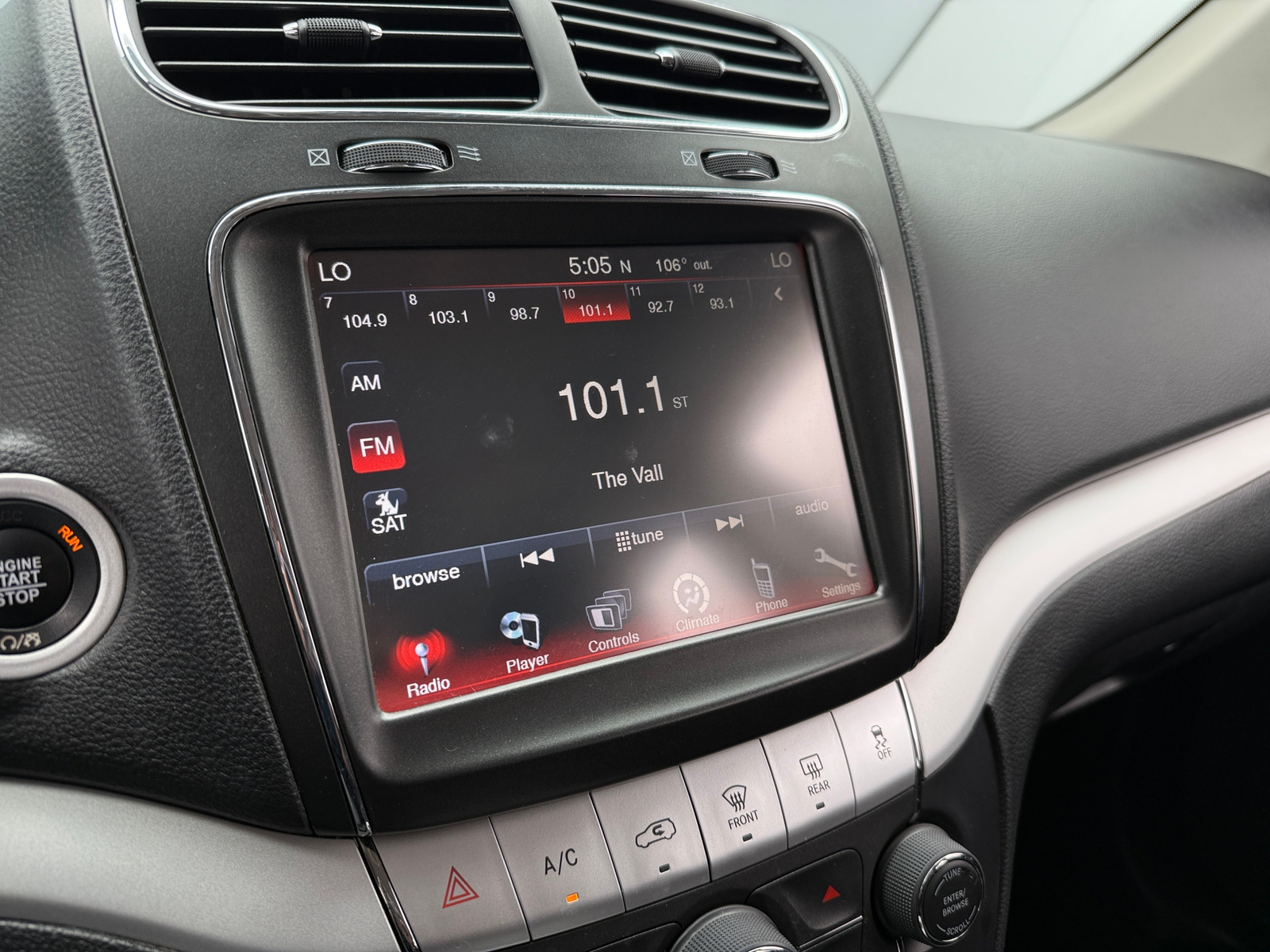 Thumbnail: 2018 Dodge Journey - 4