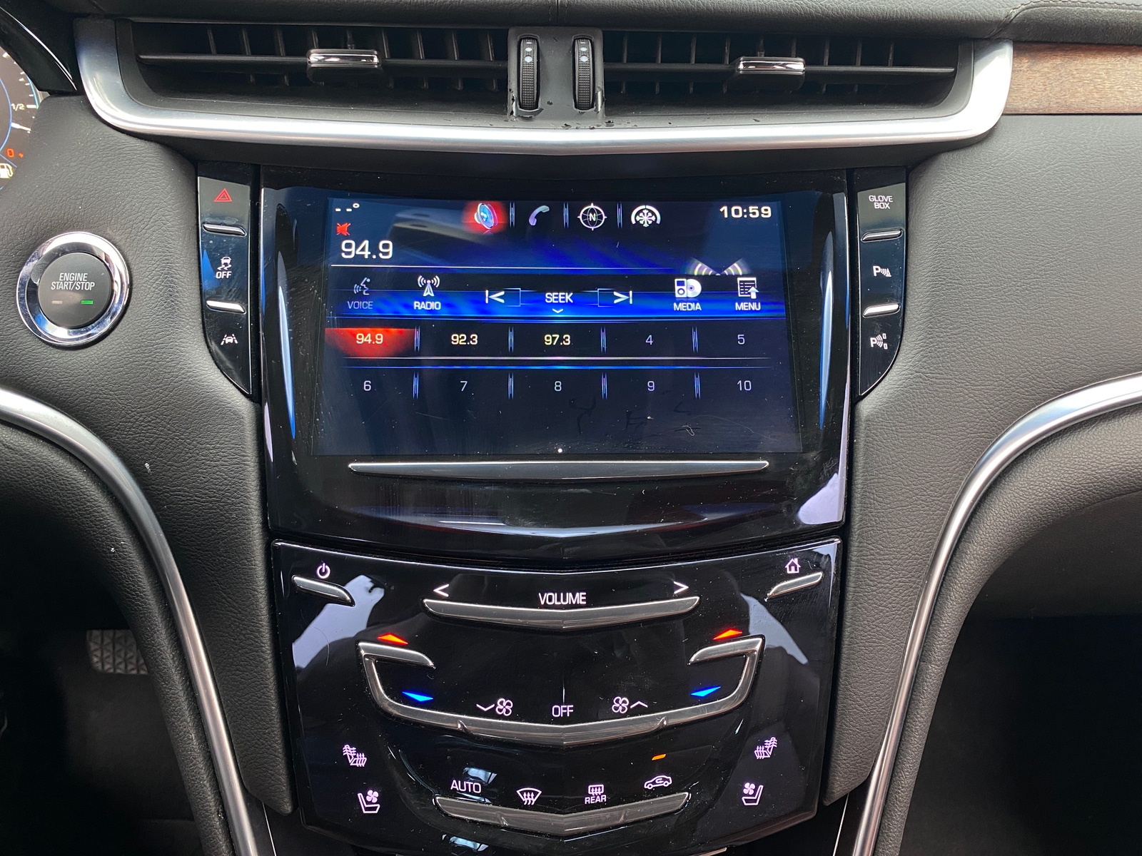 Thumbnail: 2015 Cadillac XTS - 3