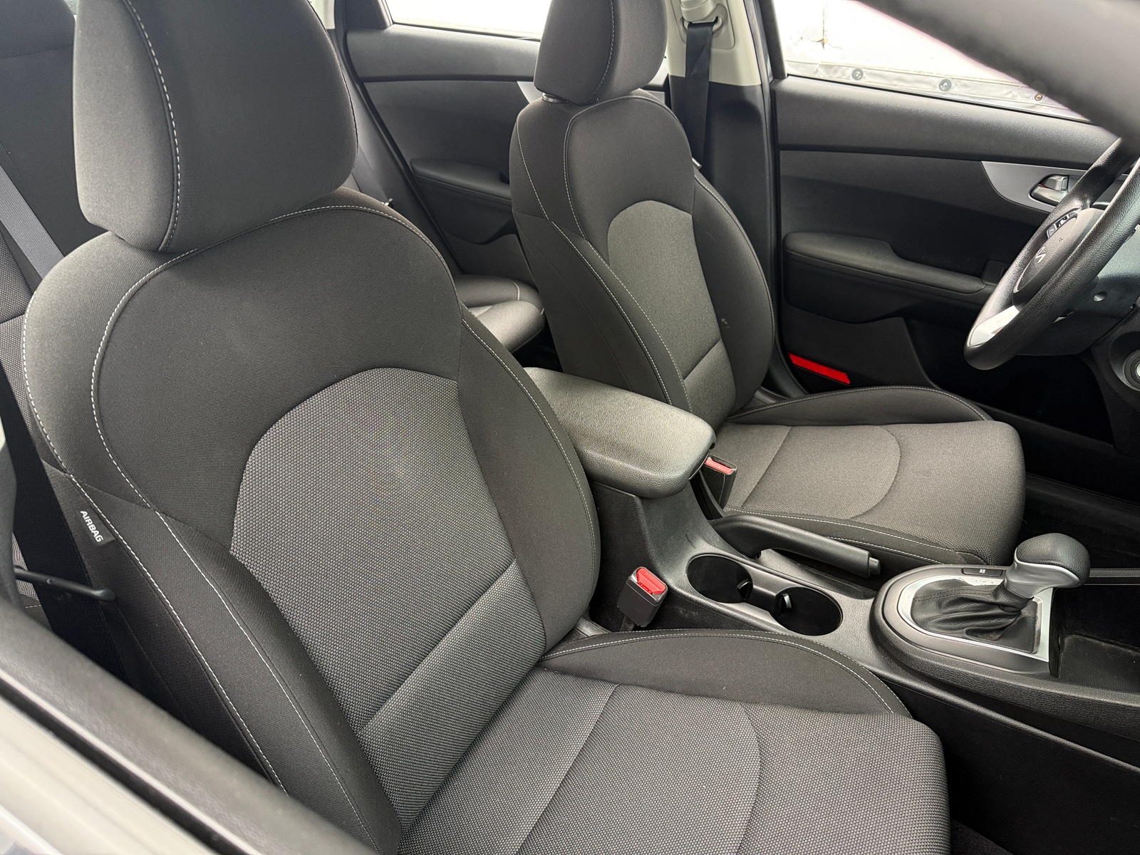 Thumbnail: 2023 Kia Forte - 2