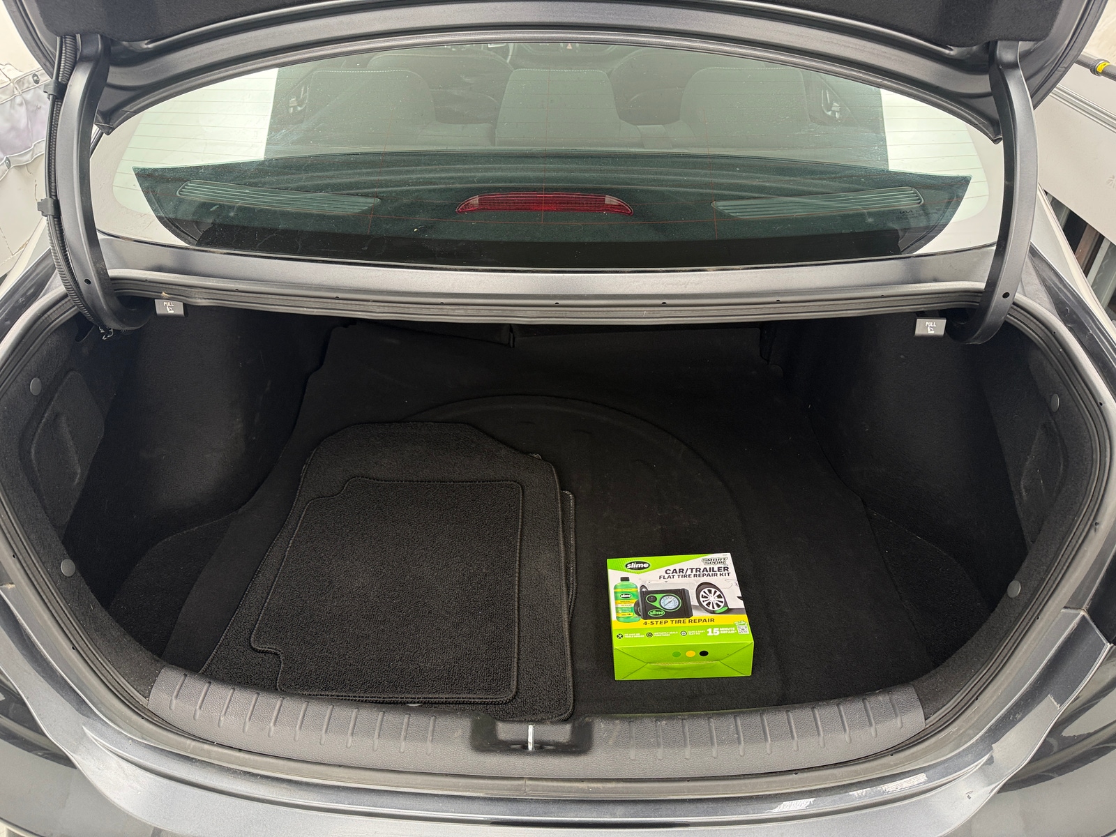 Thumbnail: 2023 Kia Forte - 7