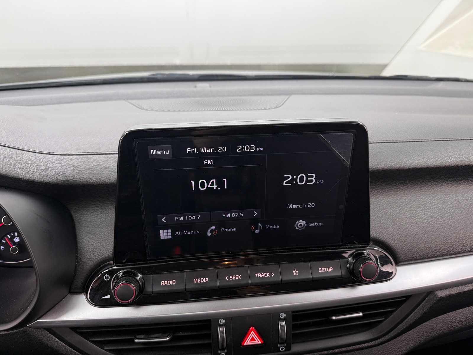 Thumbnail: 2023 Kia Forte - 4