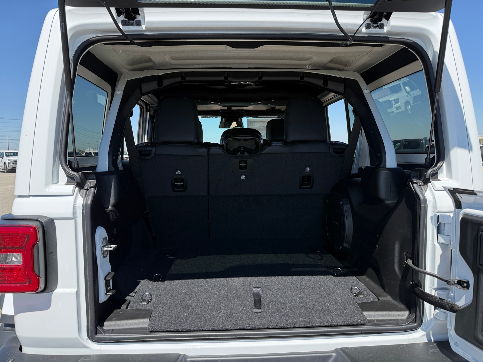 Thumbnail: 2026 Jeep Wrangler - 6