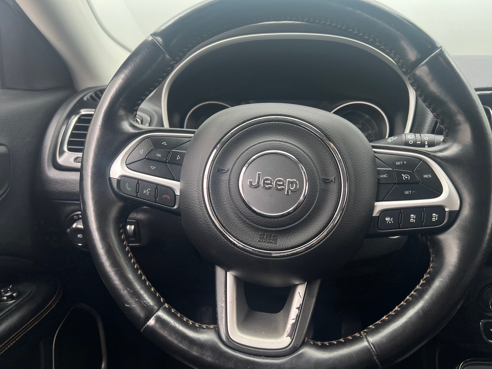 Thumbnail: 2021 Jeep Compass - 4