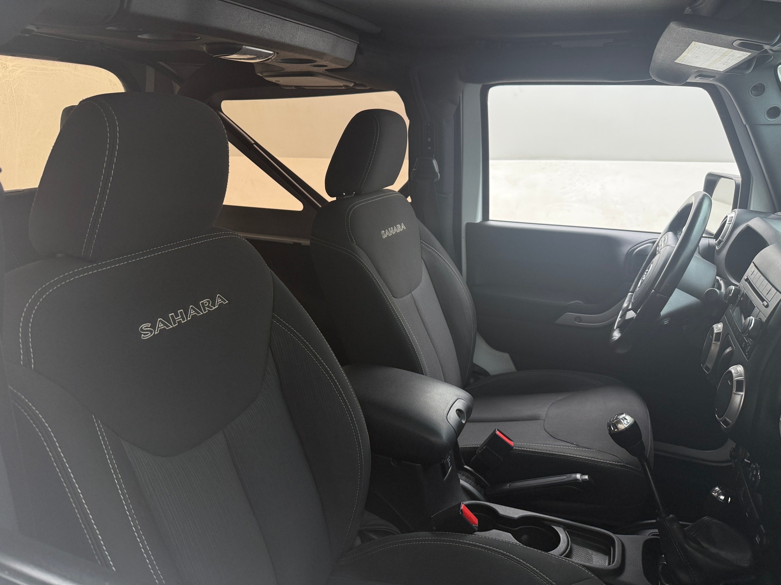 Thumbnail: 2016 Jeep Wrangler - 2