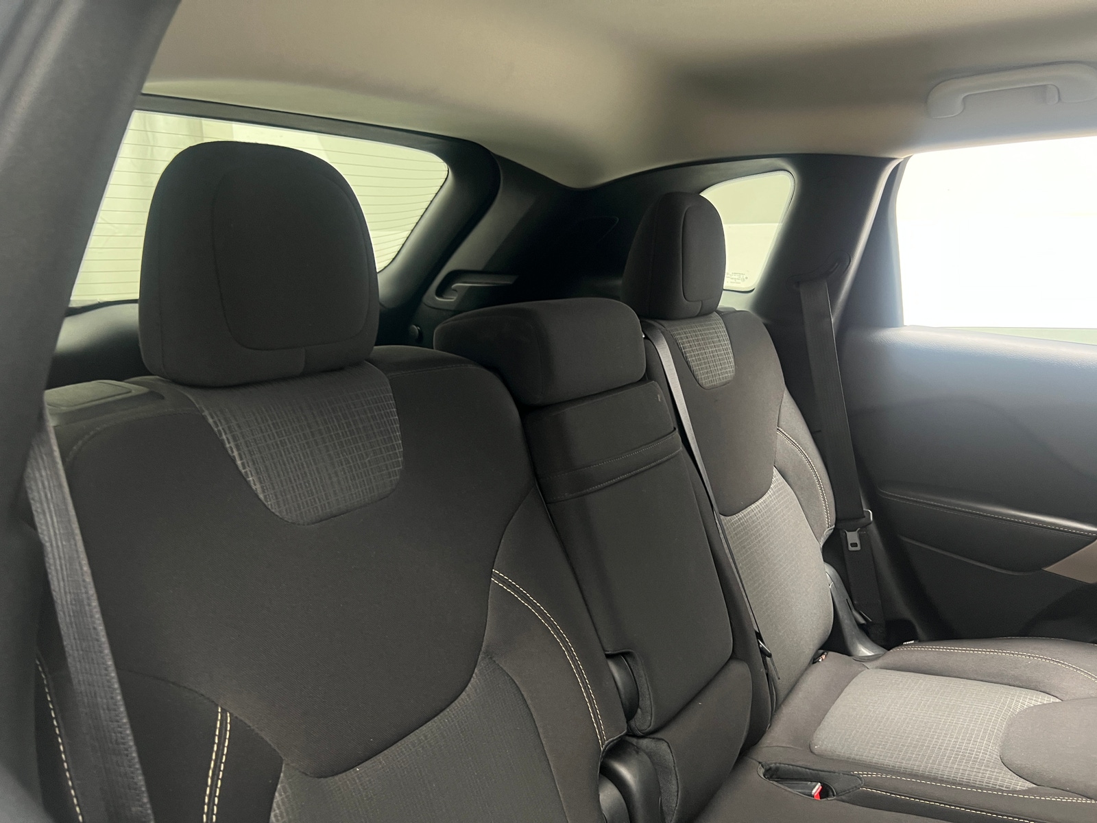 Thumbnail: 2017 Jeep Cherokee - 6