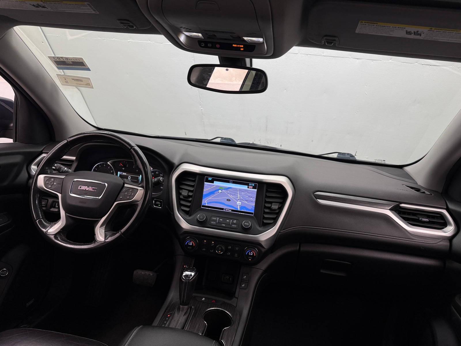 Thumbnail: 2018 GMC Acadia - 3