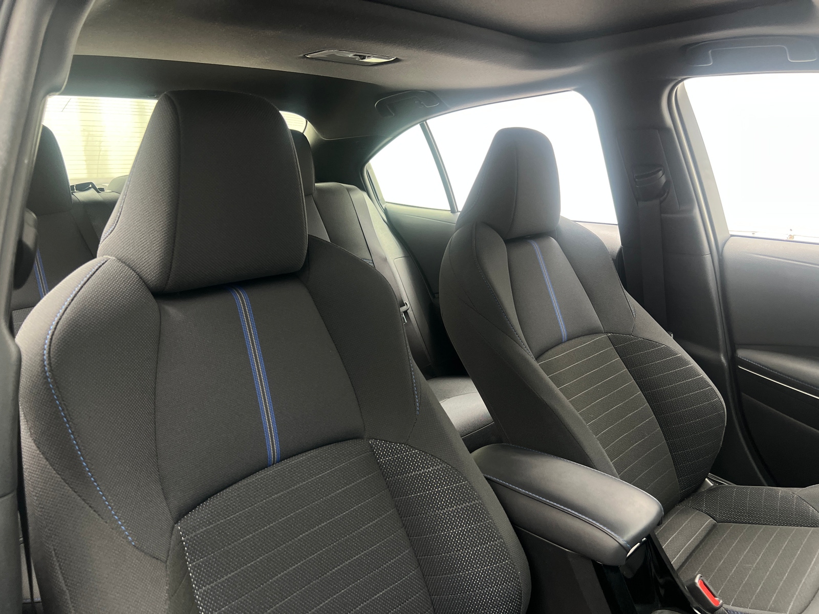 Thumbnail: 2022 Toyota Corolla - 2