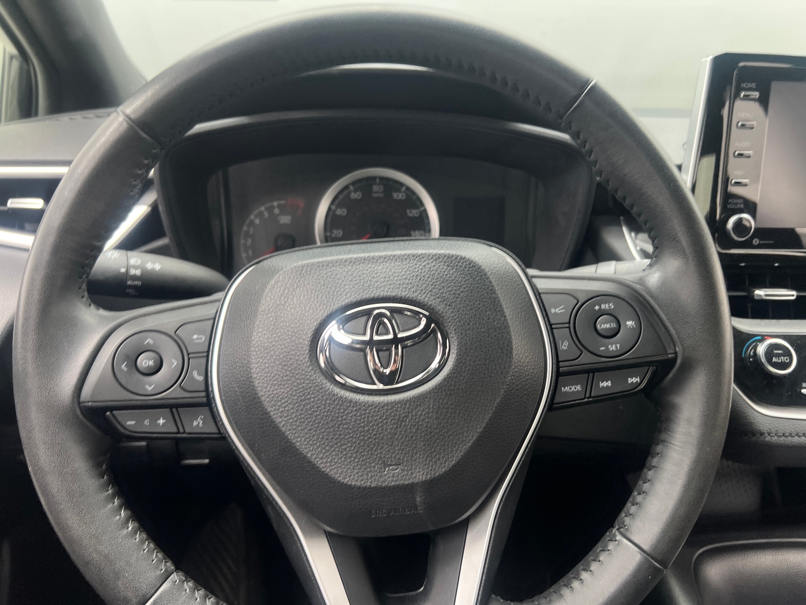 Thumbnail: 2022 Toyota Corolla - 5