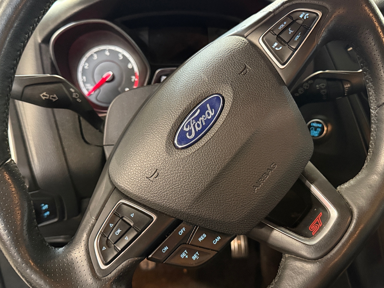 Thumbnail: 2018 Ford Focus - 5